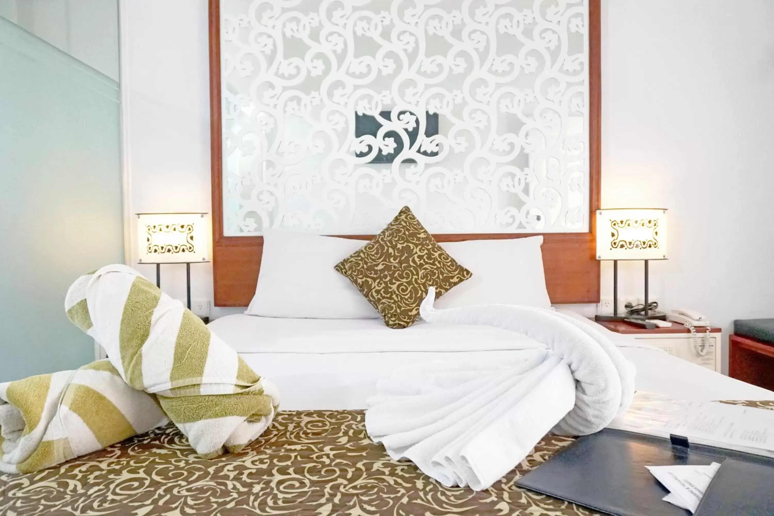 Bed in Samsara Inn