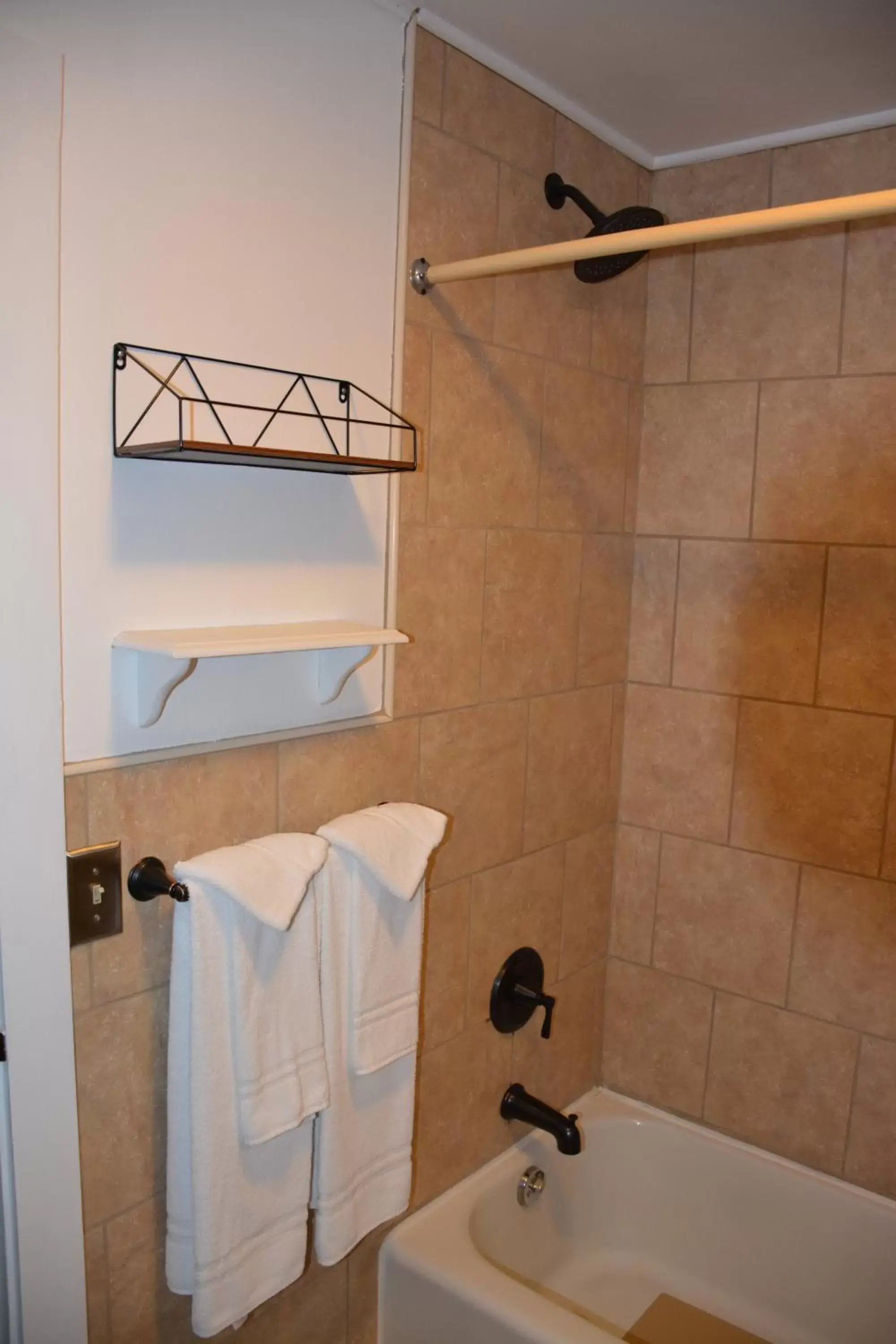 Shower, Bathroom in The Village Motel