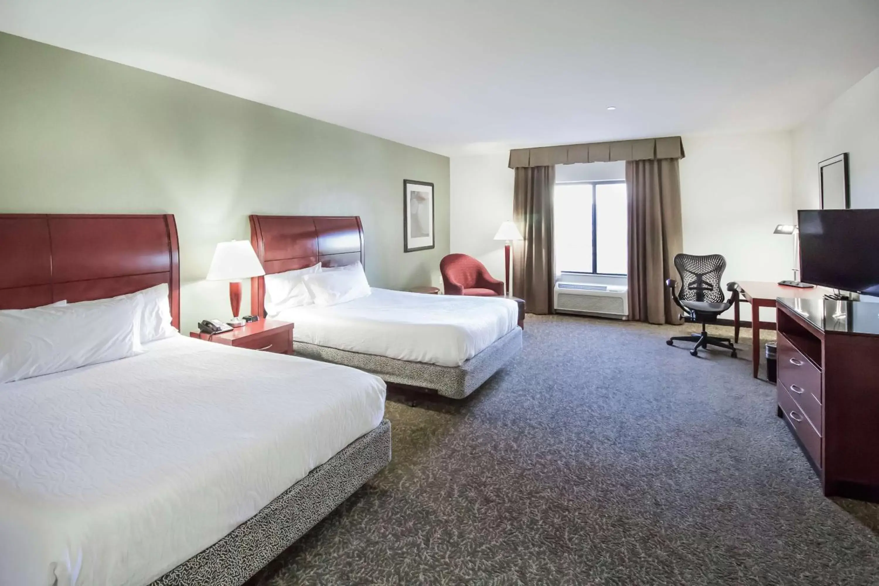 Bedroom in Hilton Garden Inn Phoenix/Avondale