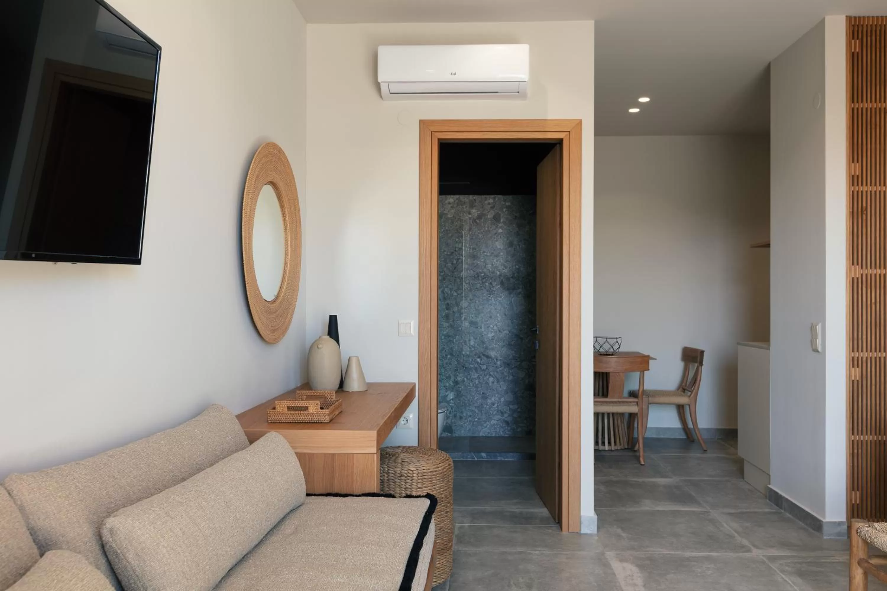 Seating area in Chapter 02 Gallery Suites - ex GD Gallery Suites