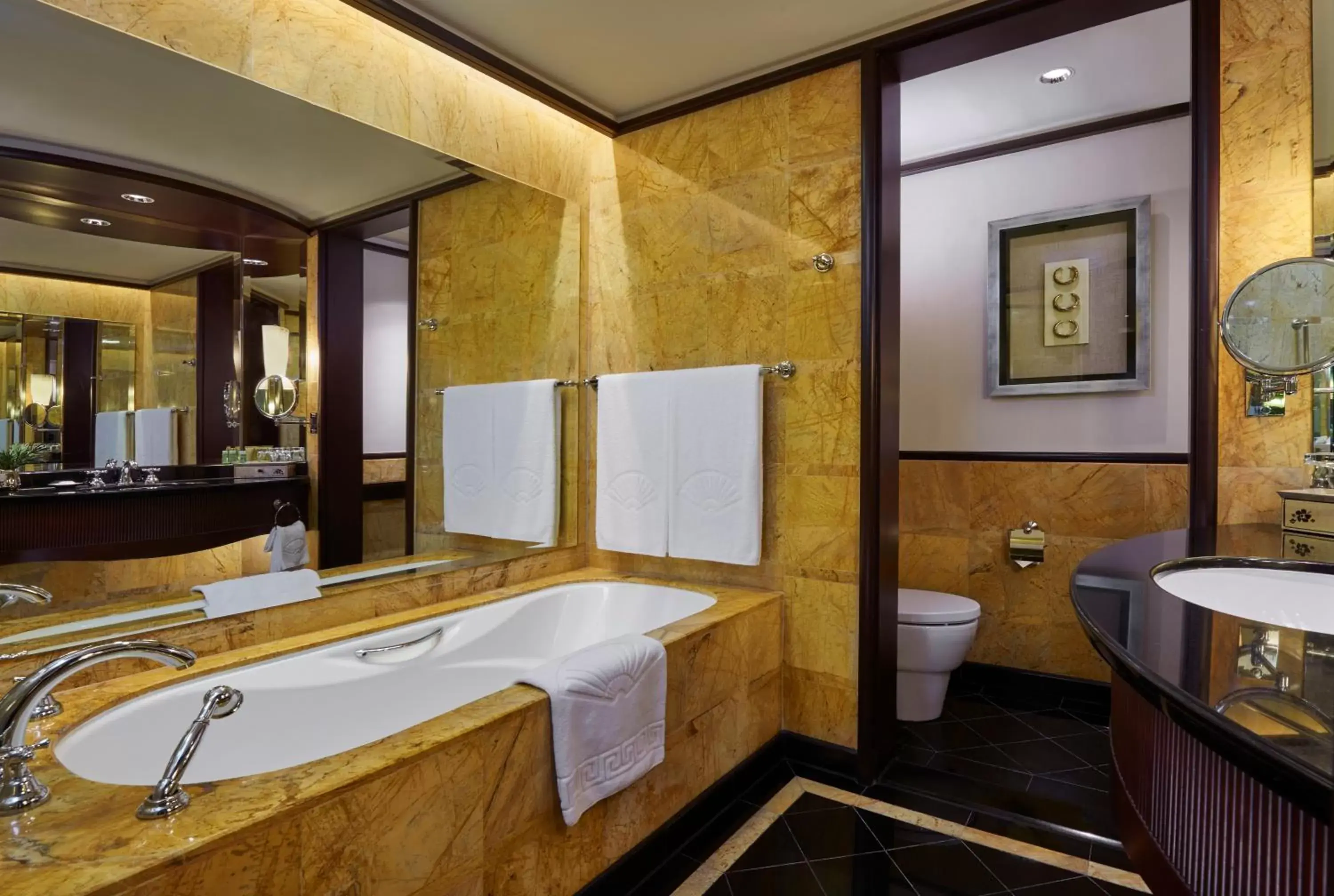 Bathroom in Mandarin Oriental, Kuala Lumpur