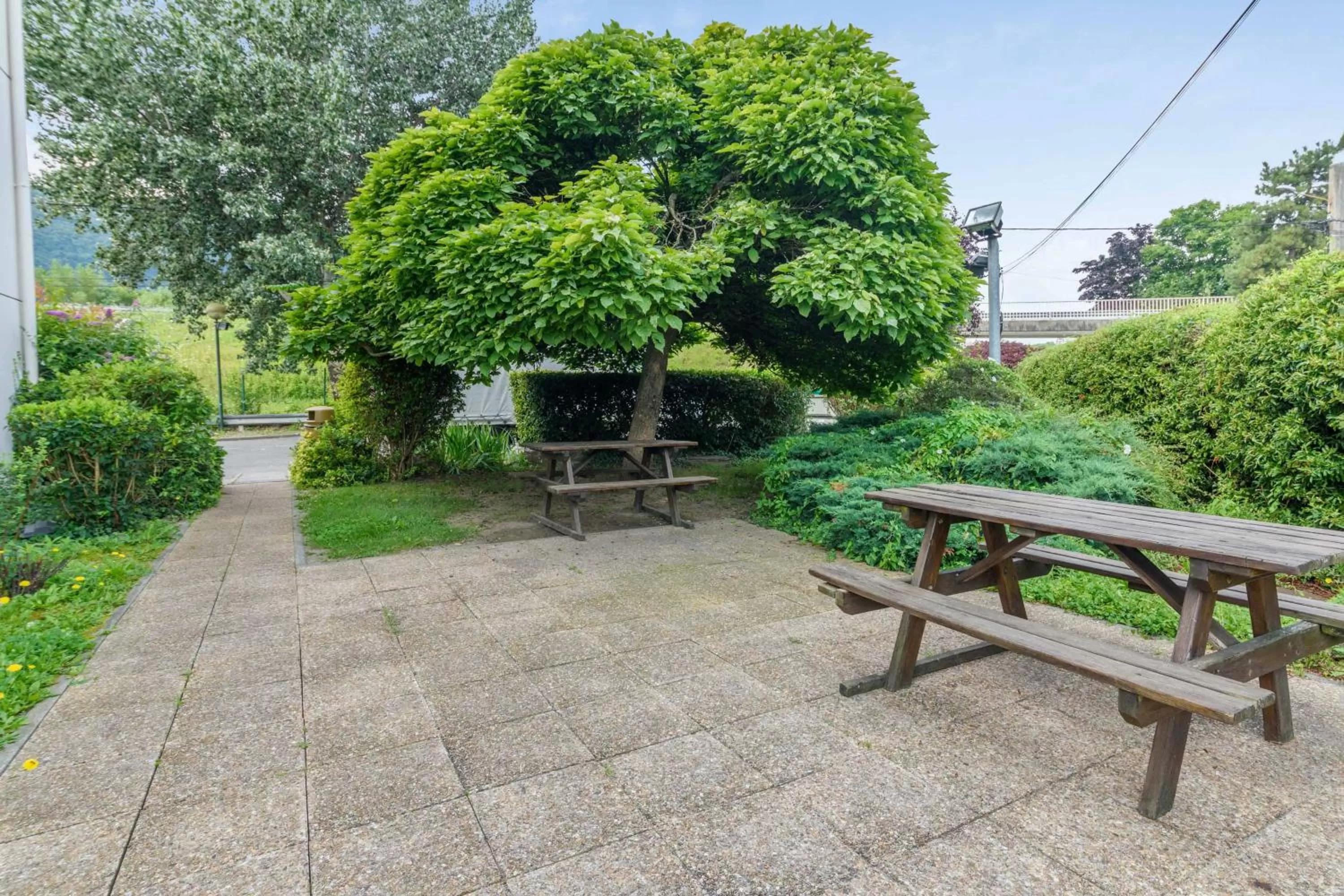 Patio in Kyriad Direct Annemasse - Genève