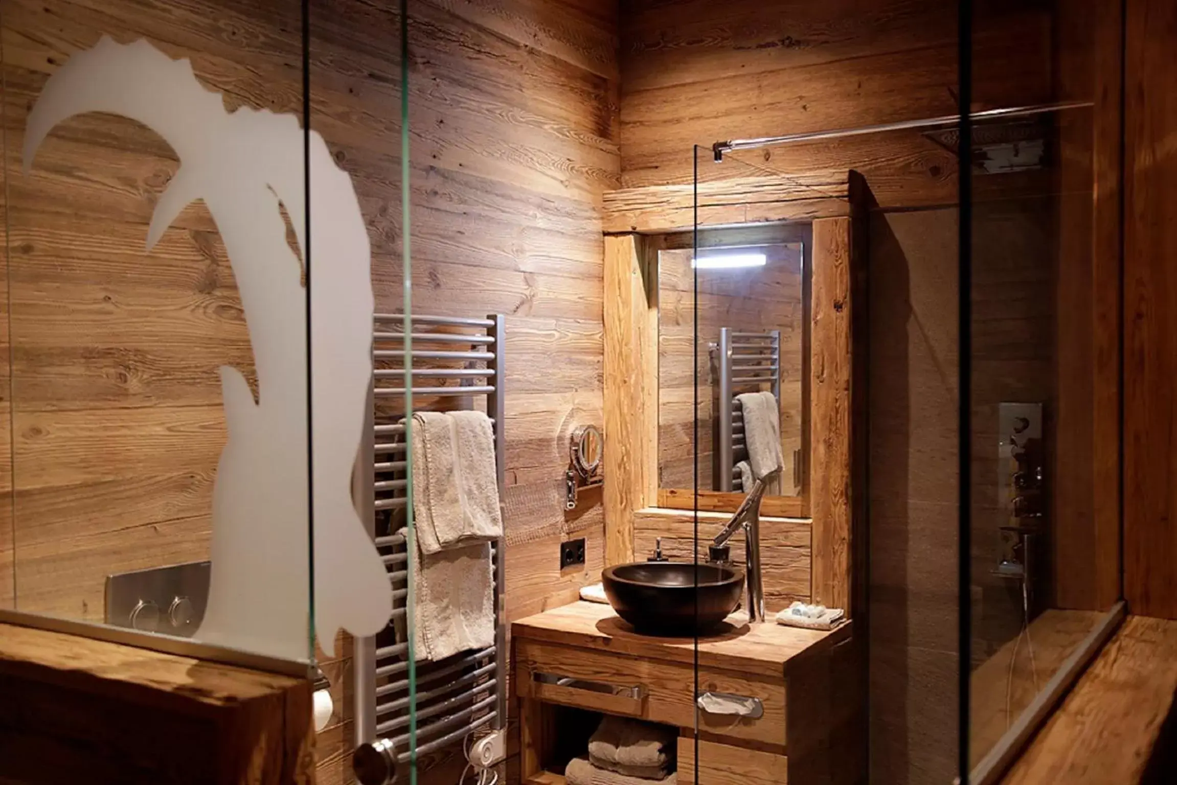 Bathroom, Dining Area in Amber Ski-in/out Hotel & Spa