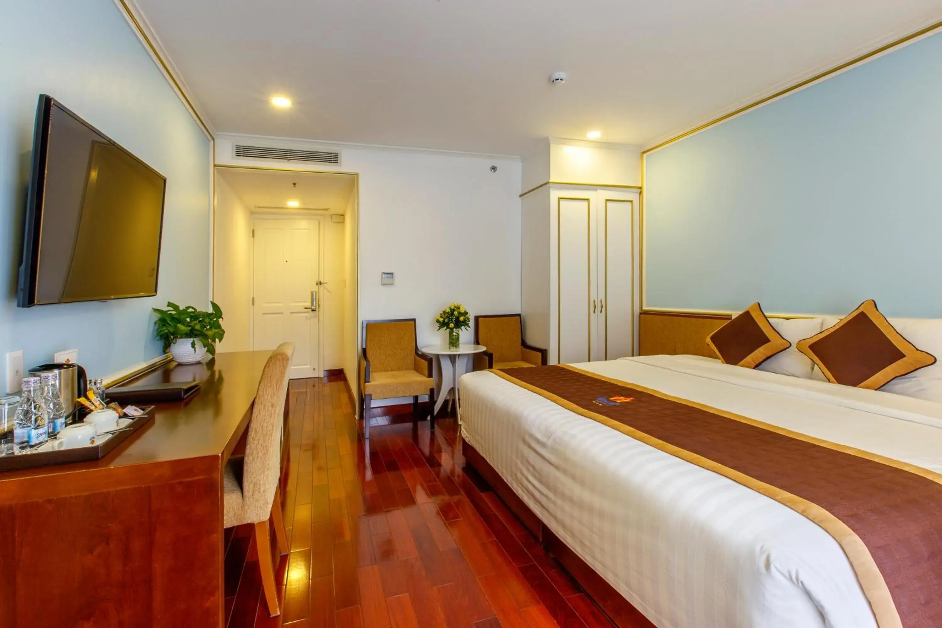 Huong Sen Annex Hotel