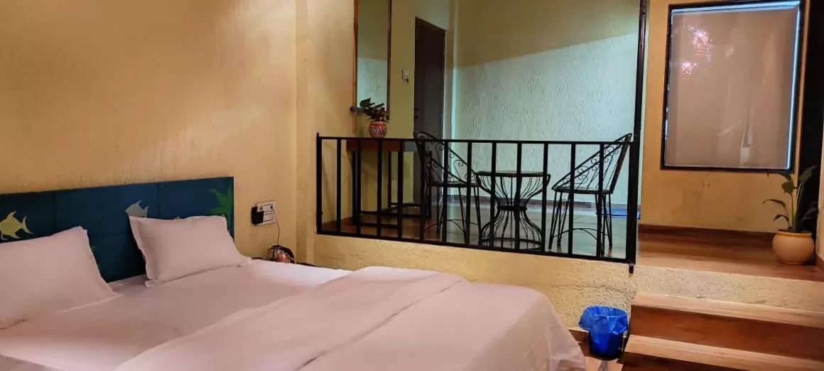 Bedroom, Bed in Saveda Farm & Cottages