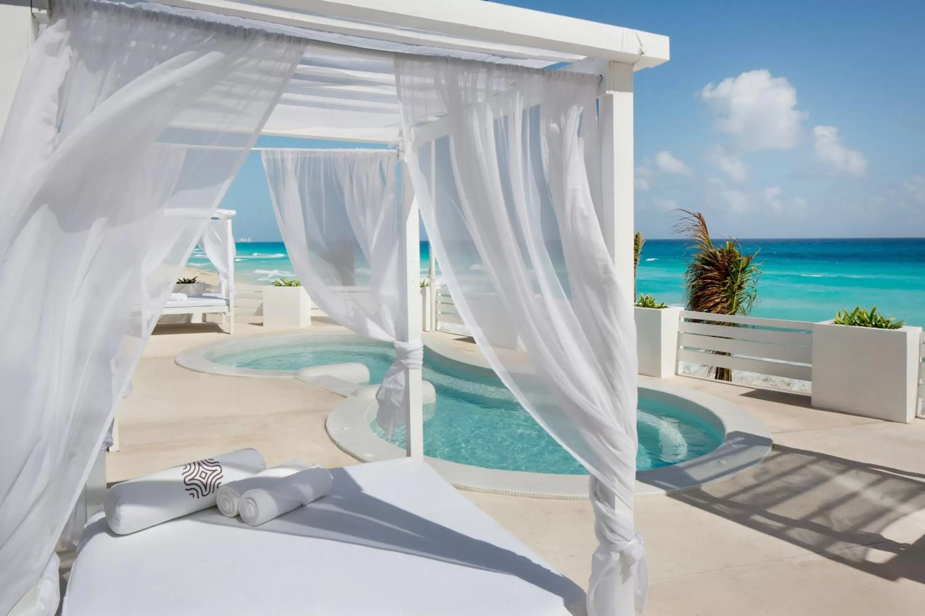 Sea view in Oleo Cancun Playa Boutique All Inclusive Resort