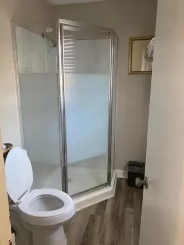 Double Room in Andy Griffith Parkway Inn Double Room in Andy Griffith Parkway Inn