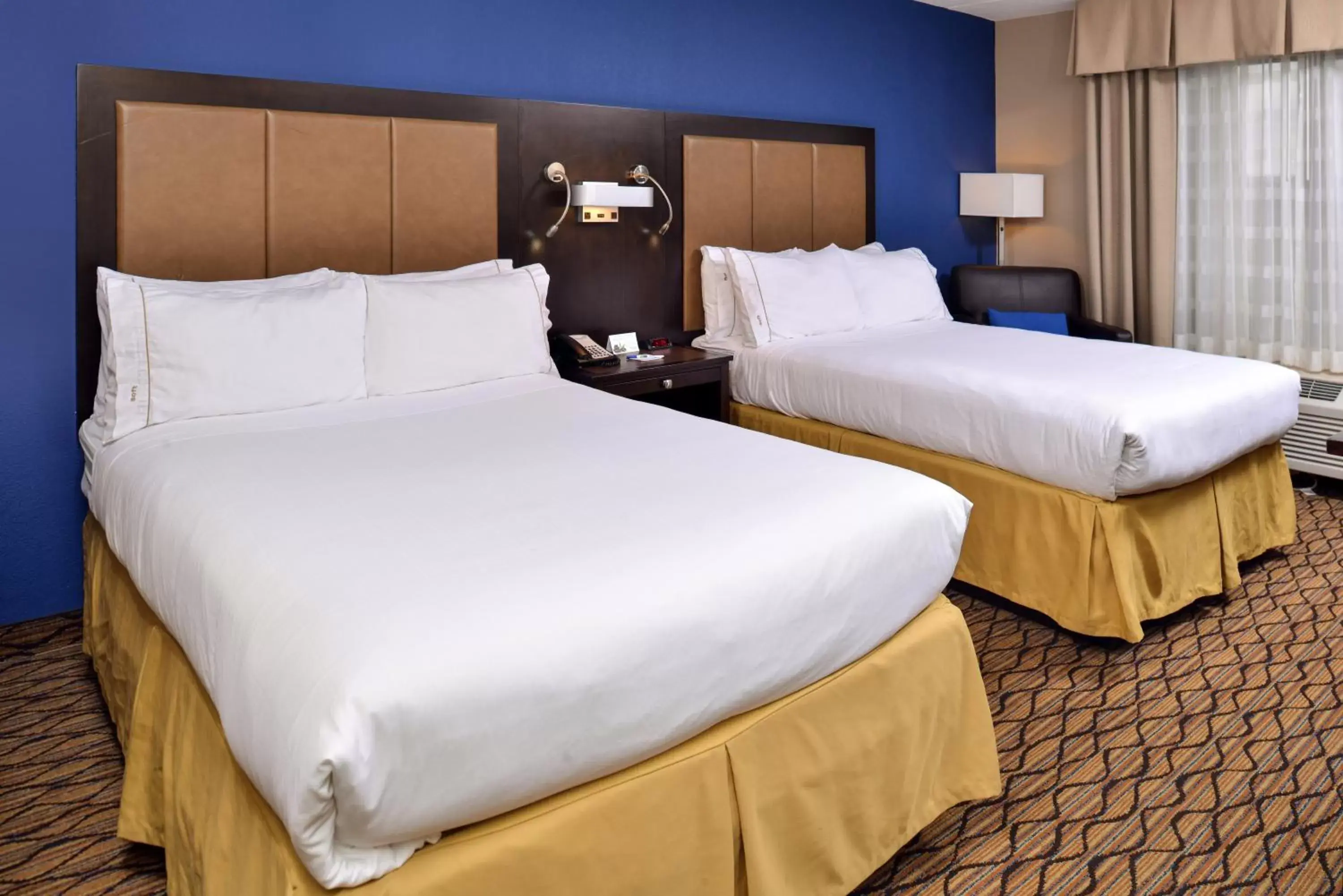 Double Room with Two Double Beds - Hearing Accessible in Holiday Inn Express Hunt Valley, an IHG Hotel Double Room with Two Double Beds - Hearing Accessible in Holiday Inn Express Hunt Valley, an IHG Hotel