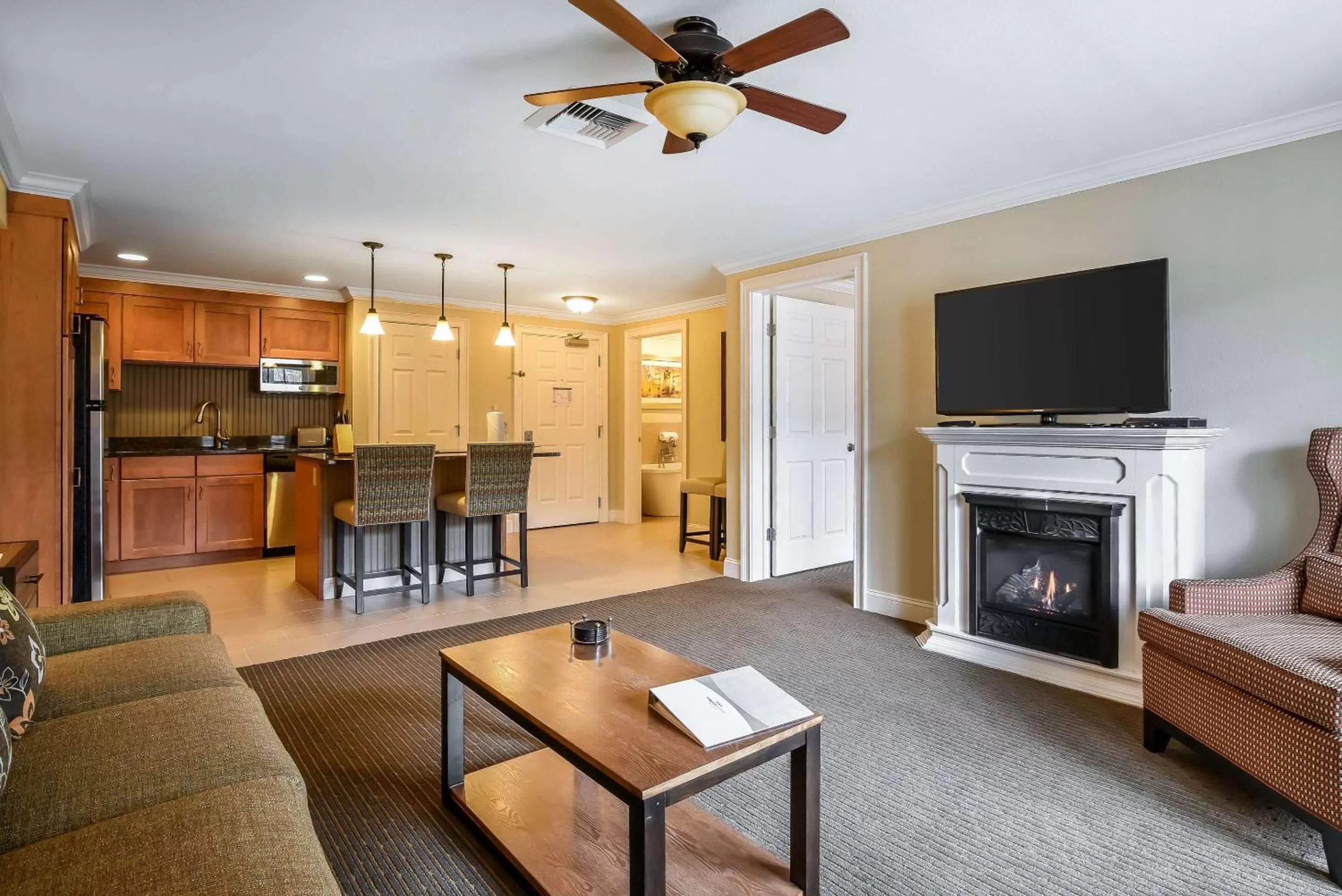 Superior Family Suite - Non Smoking in Bluegreen Vacations South Mountain, an Ascend Collection Resort