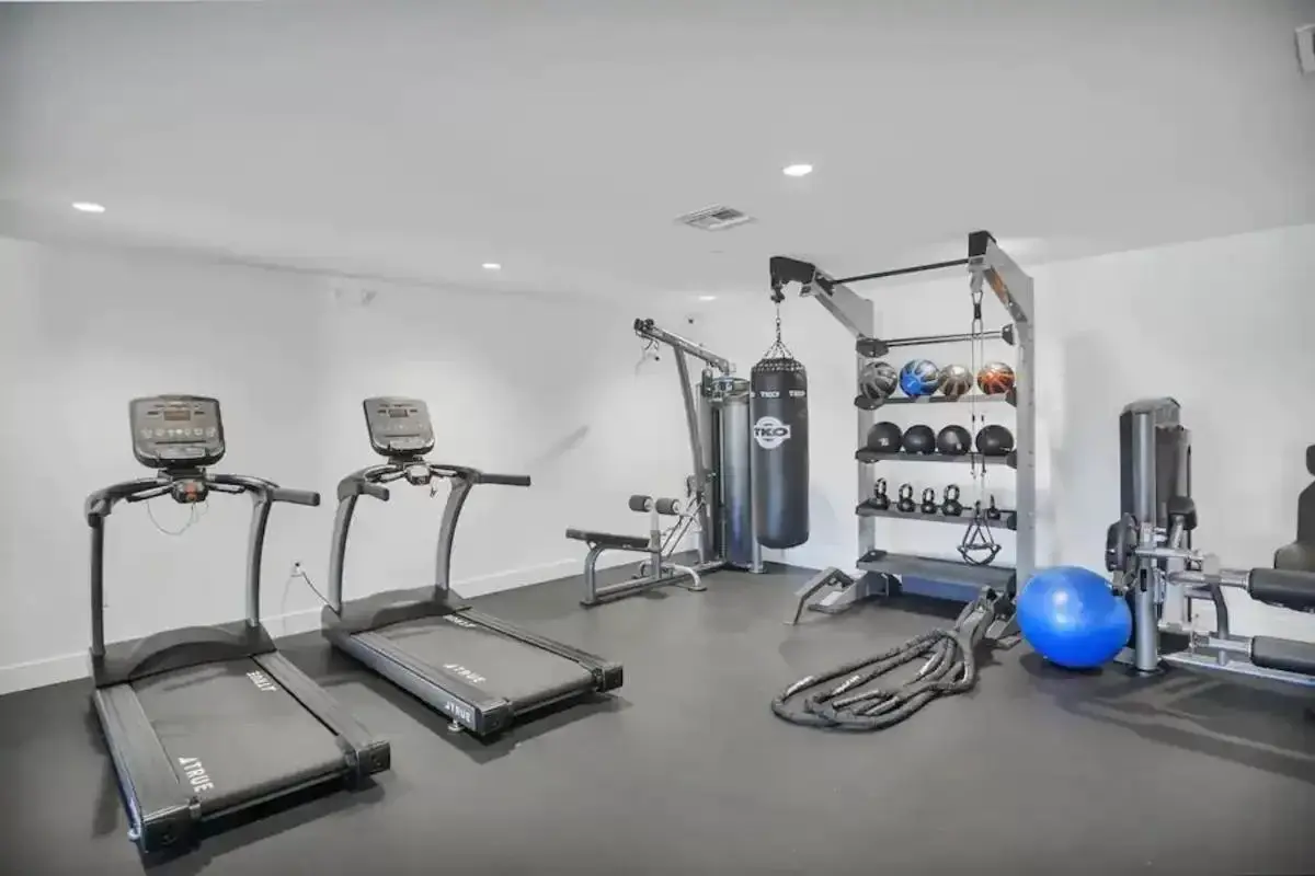 Fitness Center/Facilities in The Avalon Club