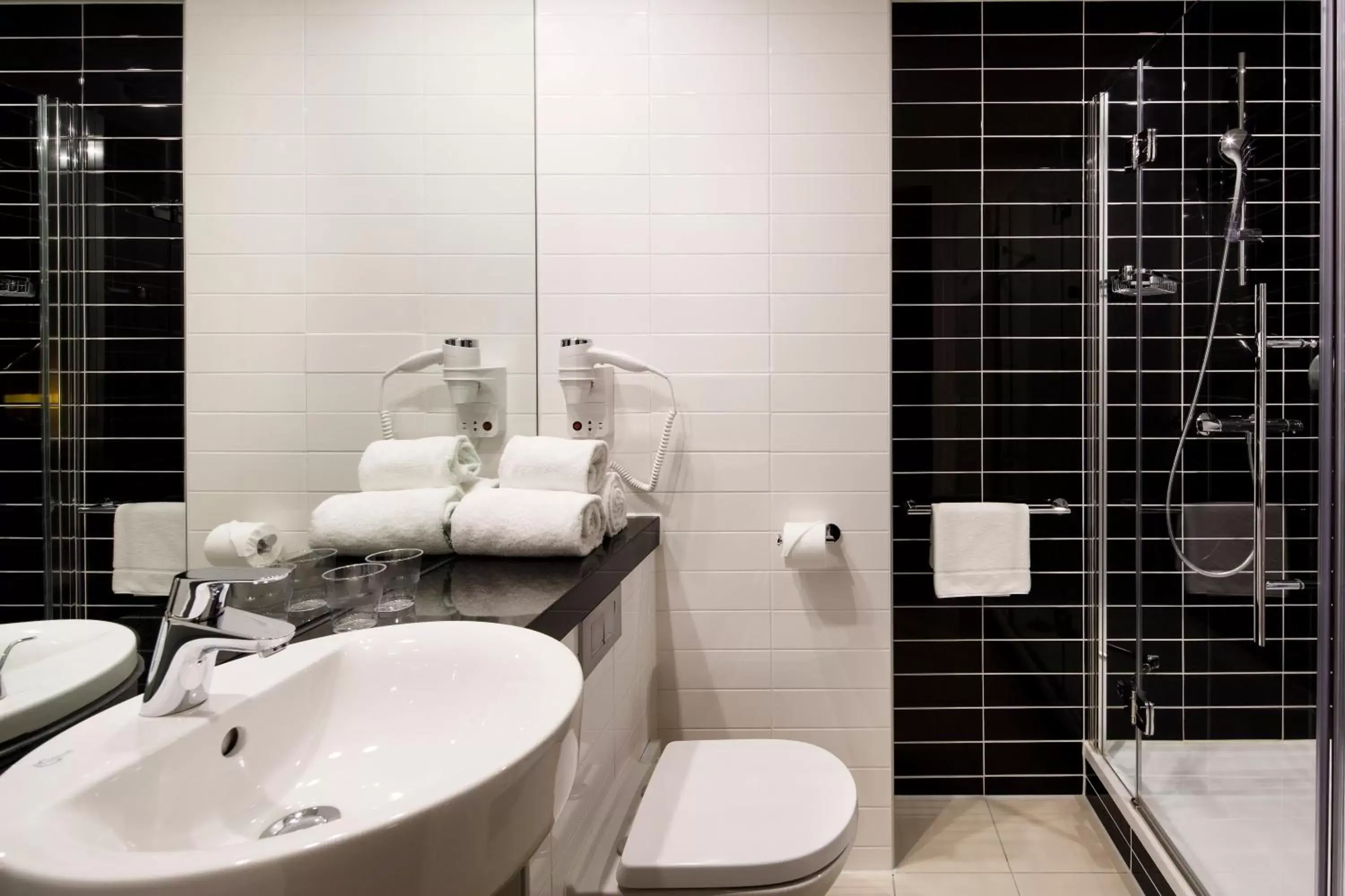 Bathroom in Holiday Inn Express Utrecht - Papendorp, an IHG Hotel