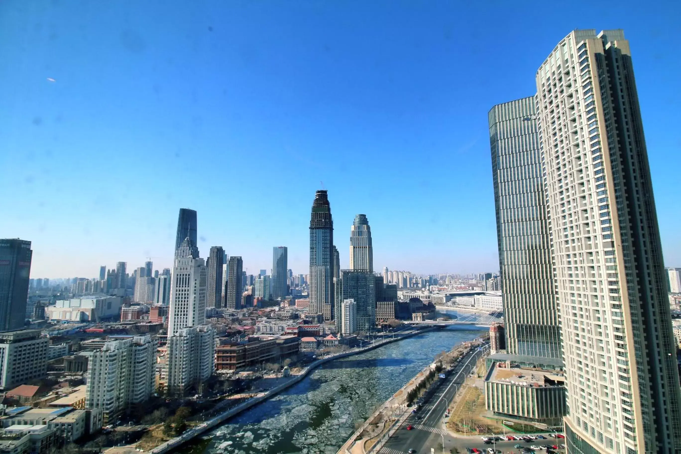 Property building in Shangri-La Tianjin