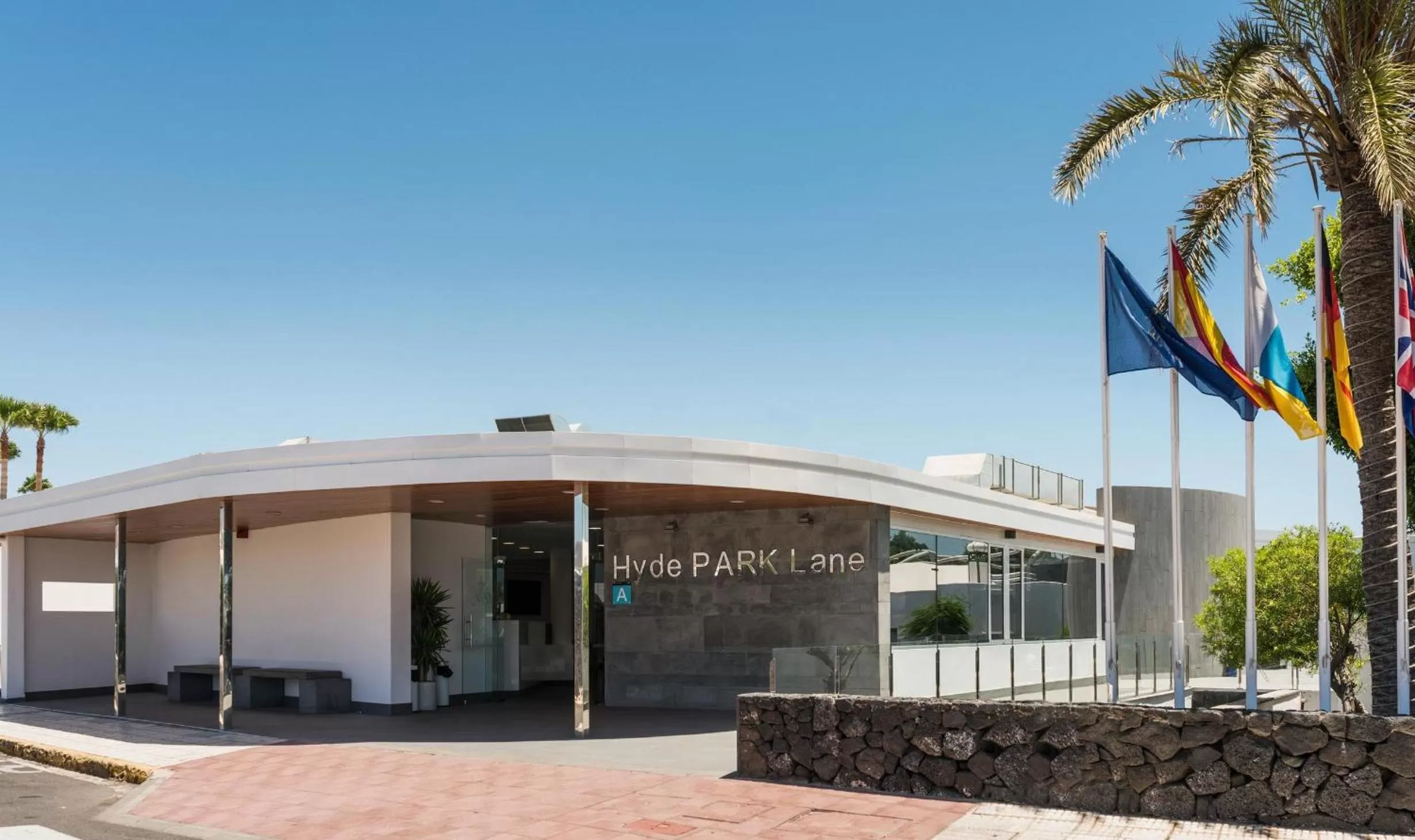 Lobby or reception in Hyde Park Lane