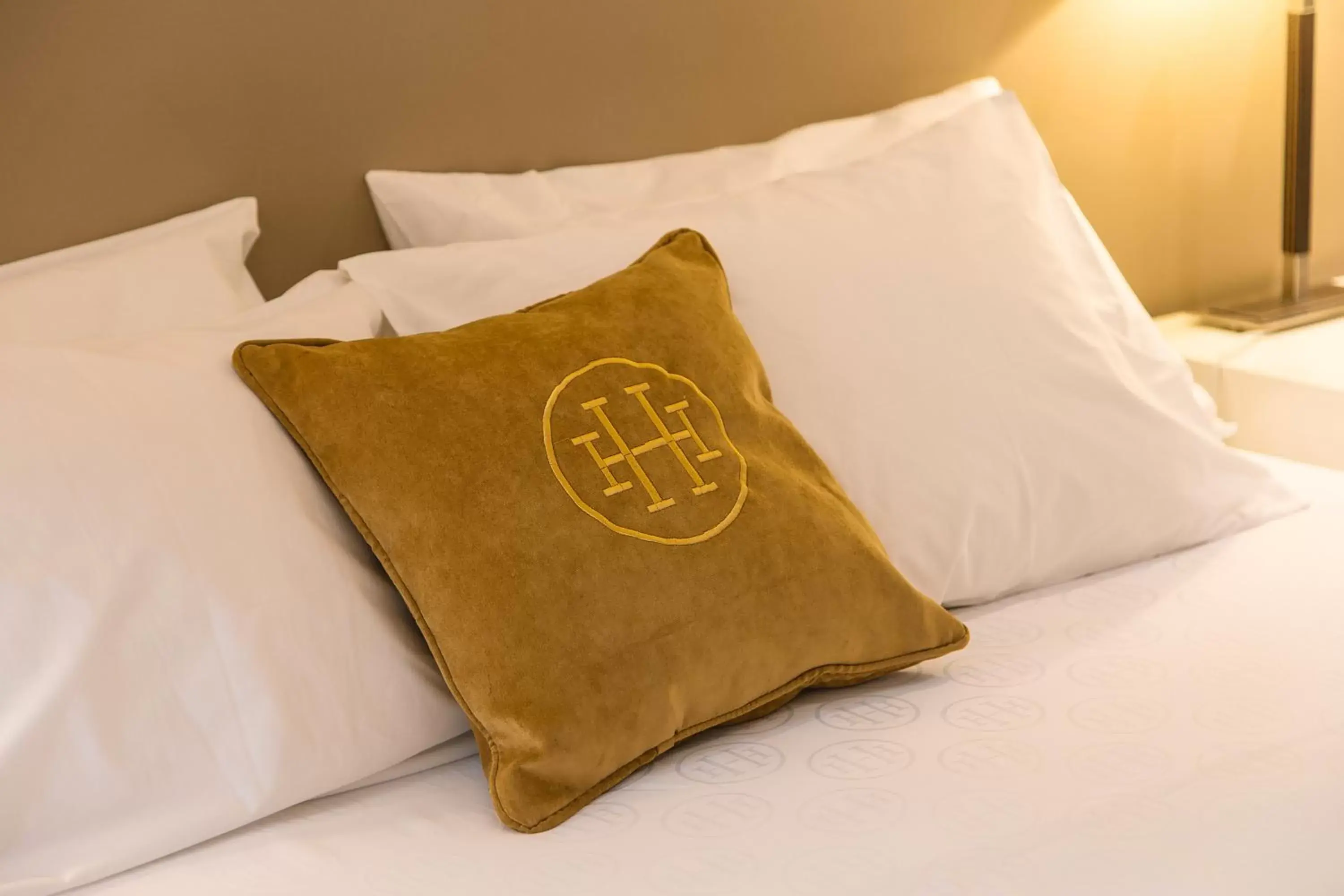 Bed in Huentala Hotel Bed in Huentala Hotel