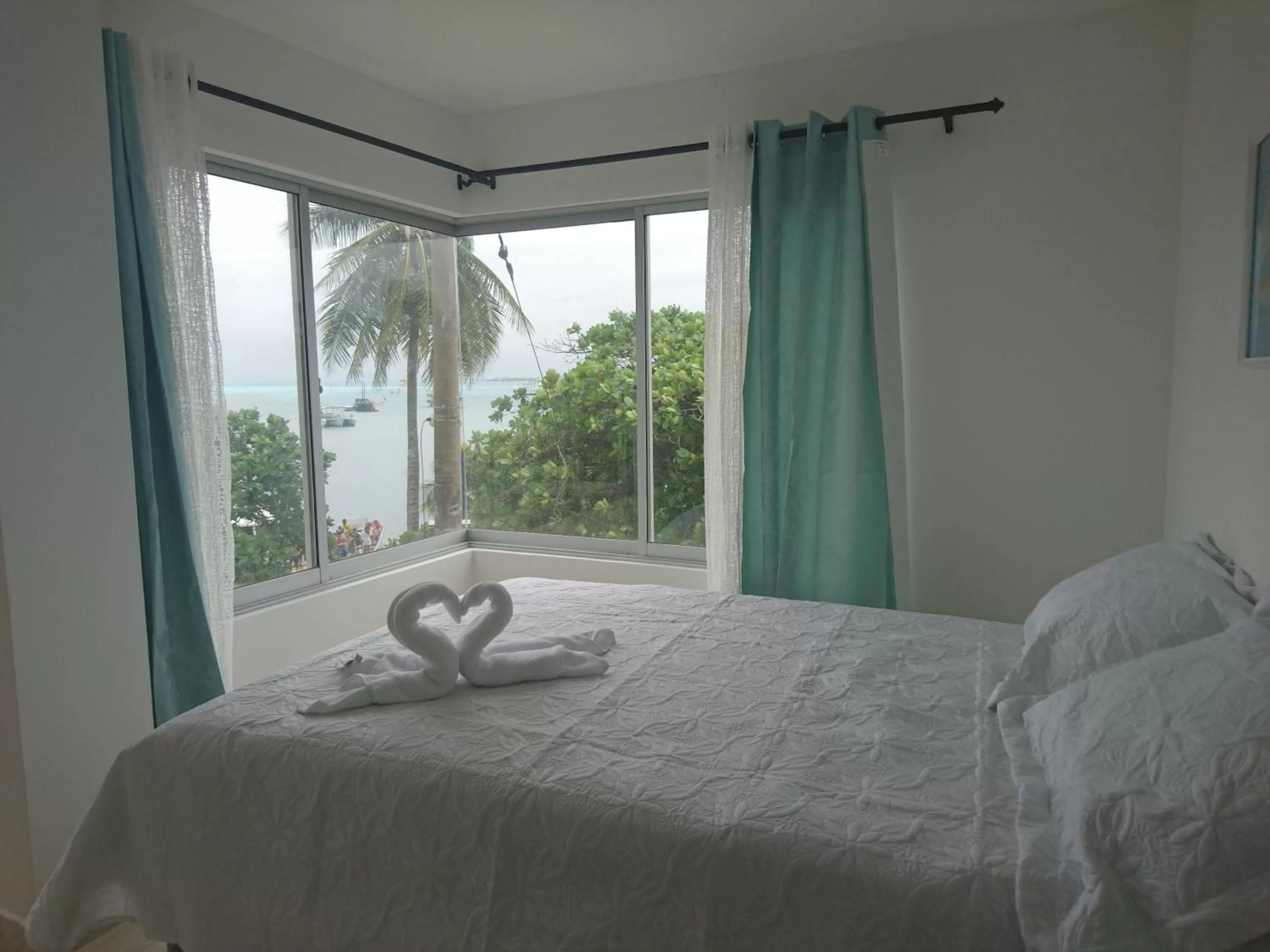 Photo of the whole room, Bed in ZOJO MARiNA BAY