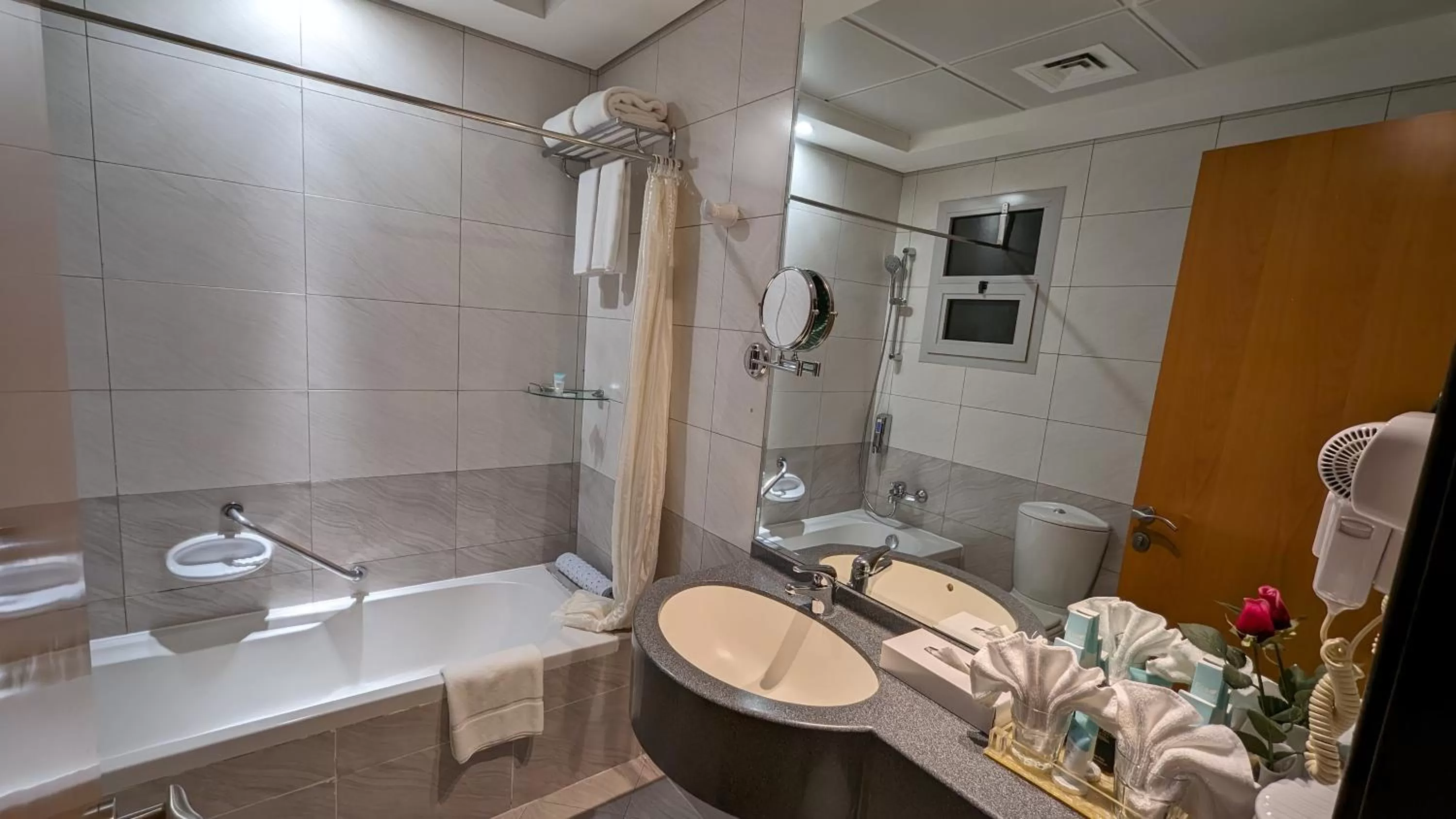 Shower in City Tower Hotel