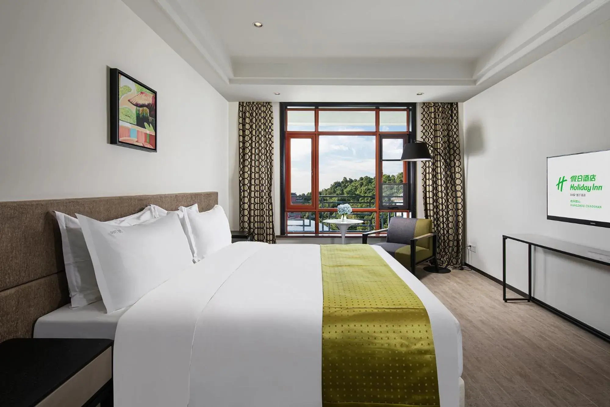 Bed in Holiday Inn Hangzhou Chaoshan, an IHG Hotel