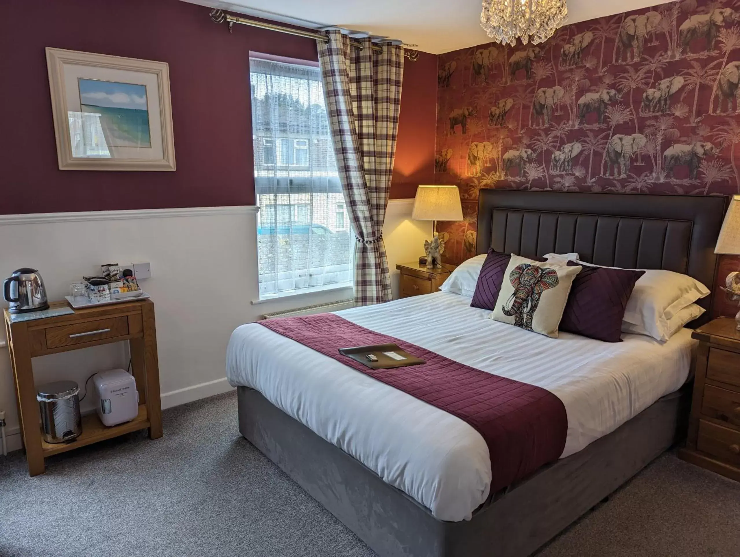 Bedroom, Bed in Abingdon House