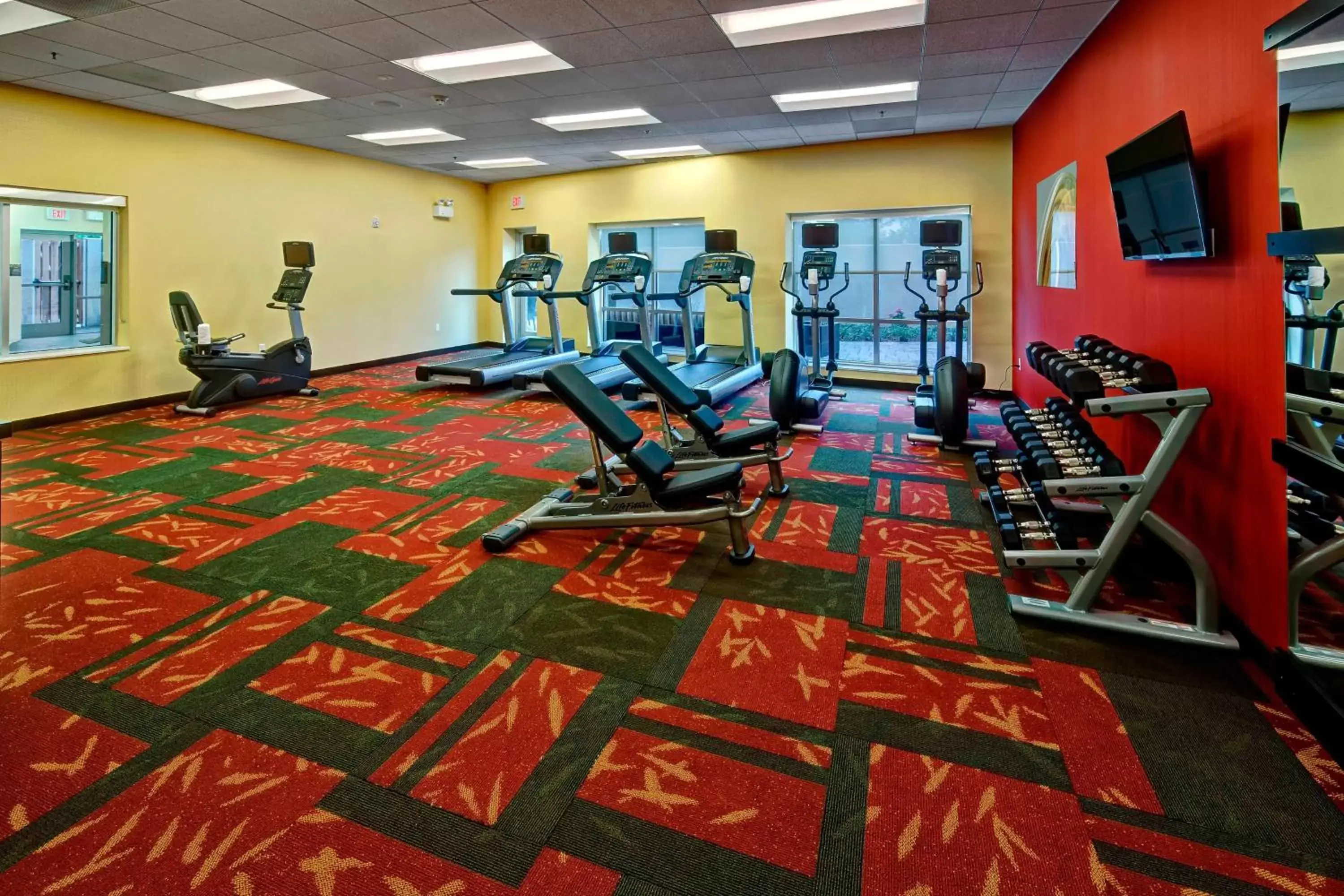 Fitness centre/facilities, Fitness Center/Facilities in Courtyard by Marriott Westbury Long Island
