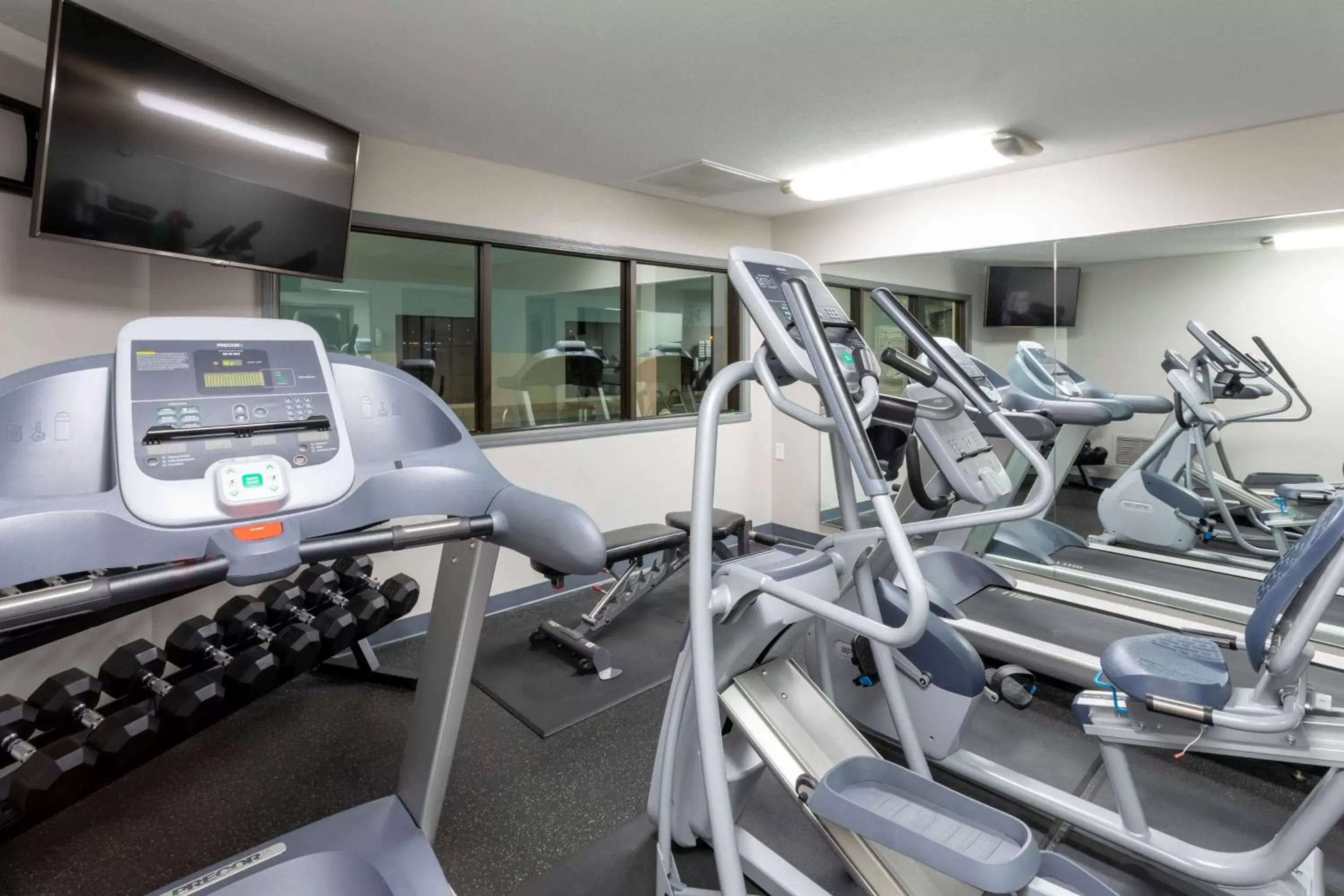 Activities, Fitness Center/Facilities in Country Inn & Suites by Radisson, Fargo, ND