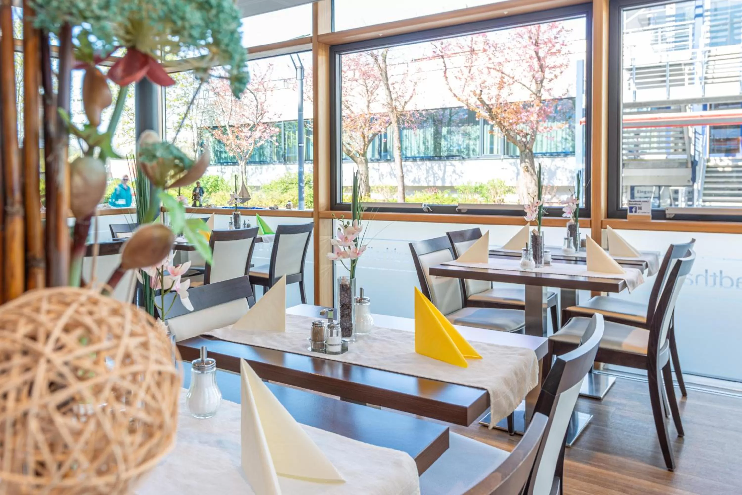 Restaurant/places to eat in Hotel an der Stadthalle Rostock