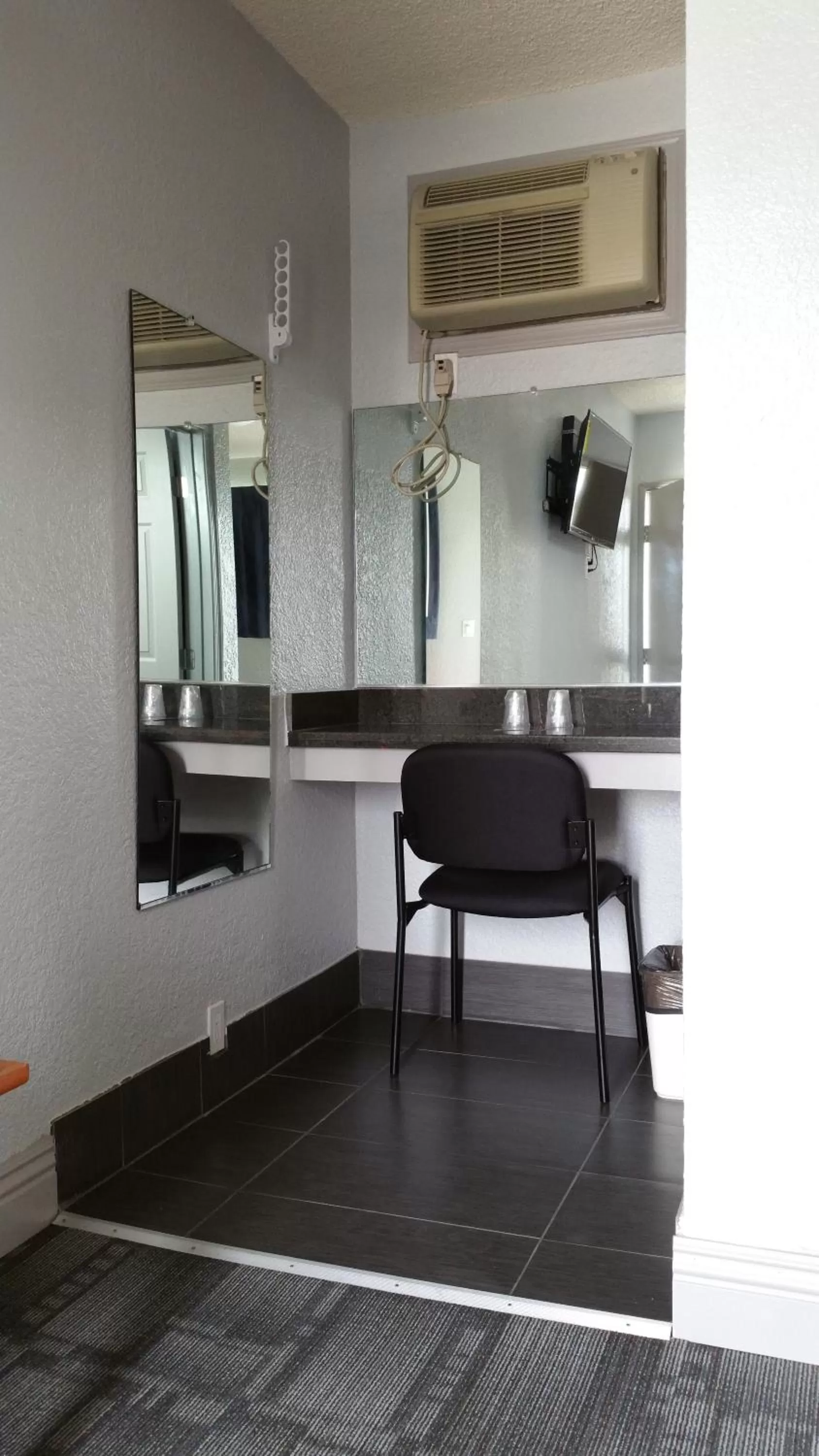 Other in Comet Motel