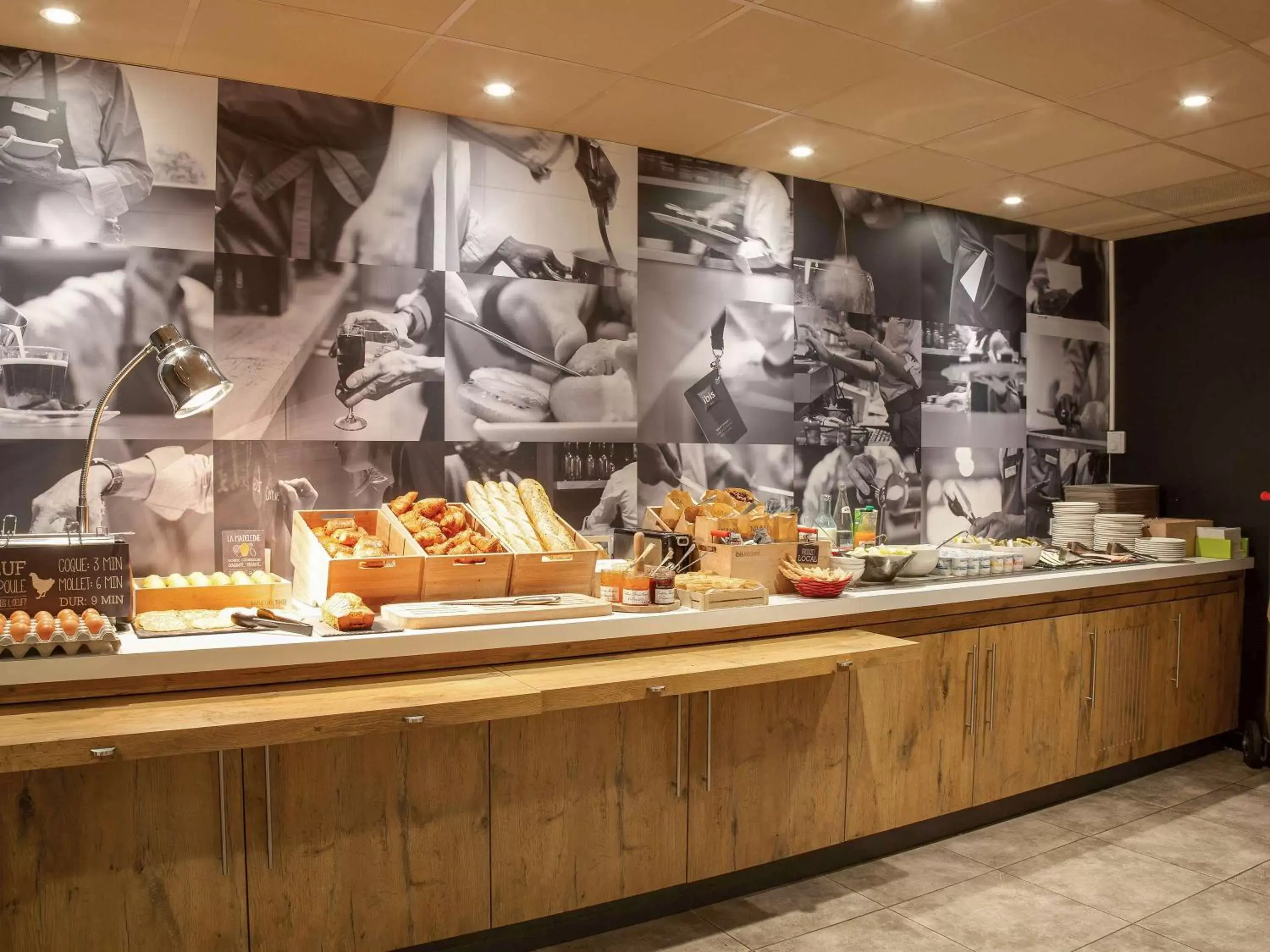 Restaurant/places to eat, Food in ibis Montpellier Sud