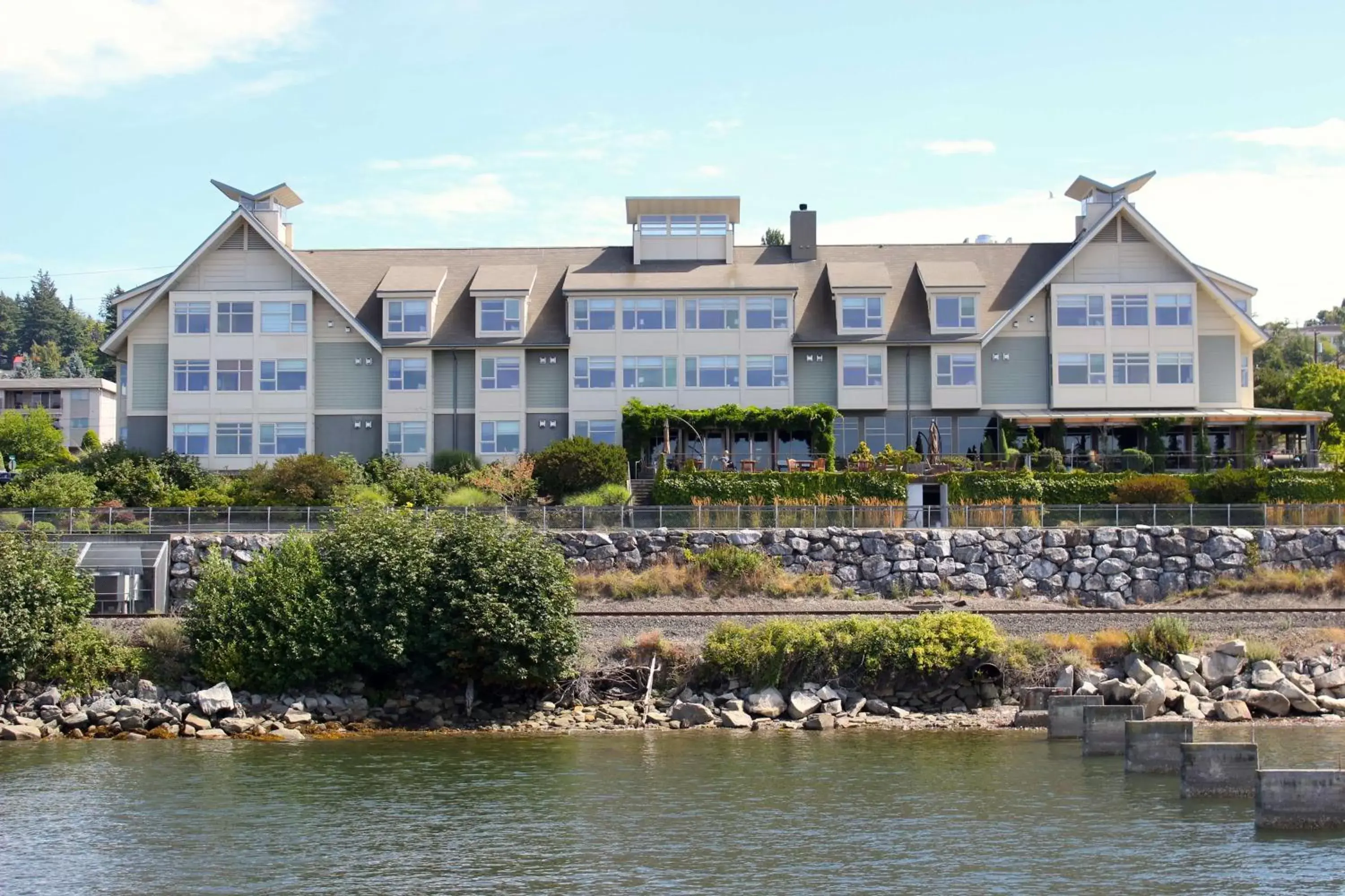 Property building in Chrysalis Inn & Spa Bellingham, Curio Collection by Hilton Property building in Chrysalis Inn & Spa Bellingham, Curio Collection by Hilton