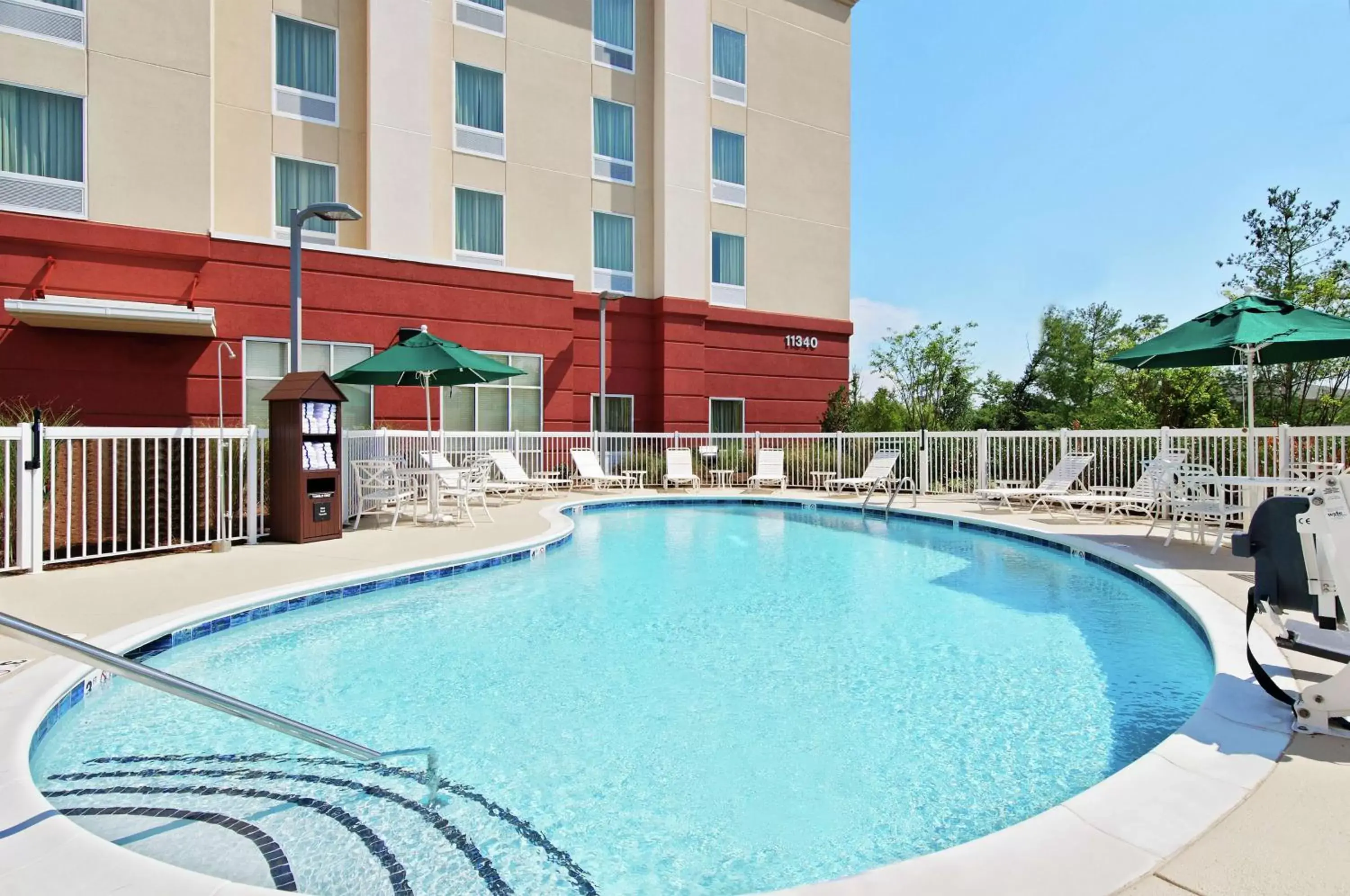 Pool view, Swimming Pool in Hampton Inn & Suites Knoxville-Turkey Creek