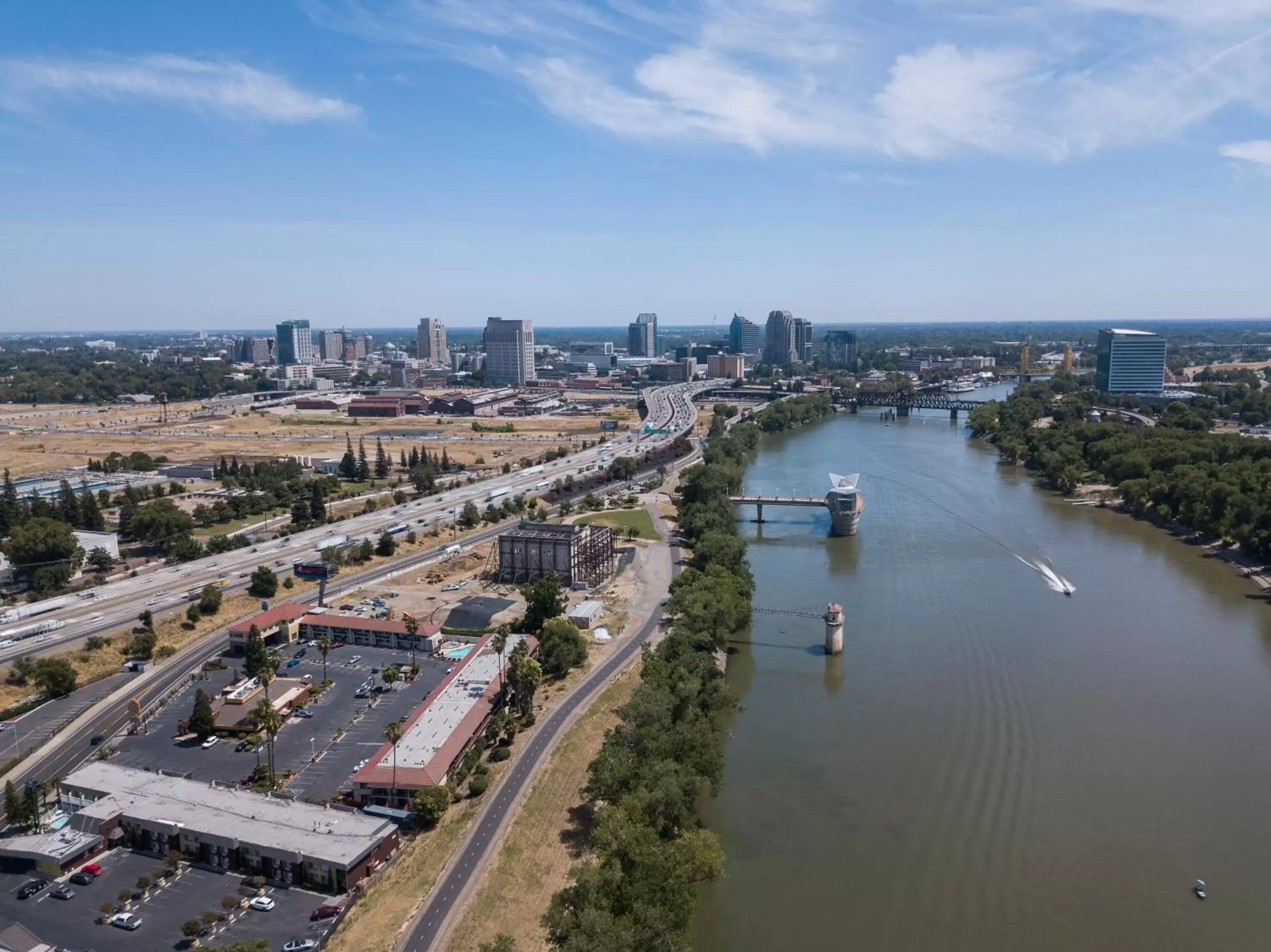 City view, Bird's-eye View in Best Western Sandman Hotel