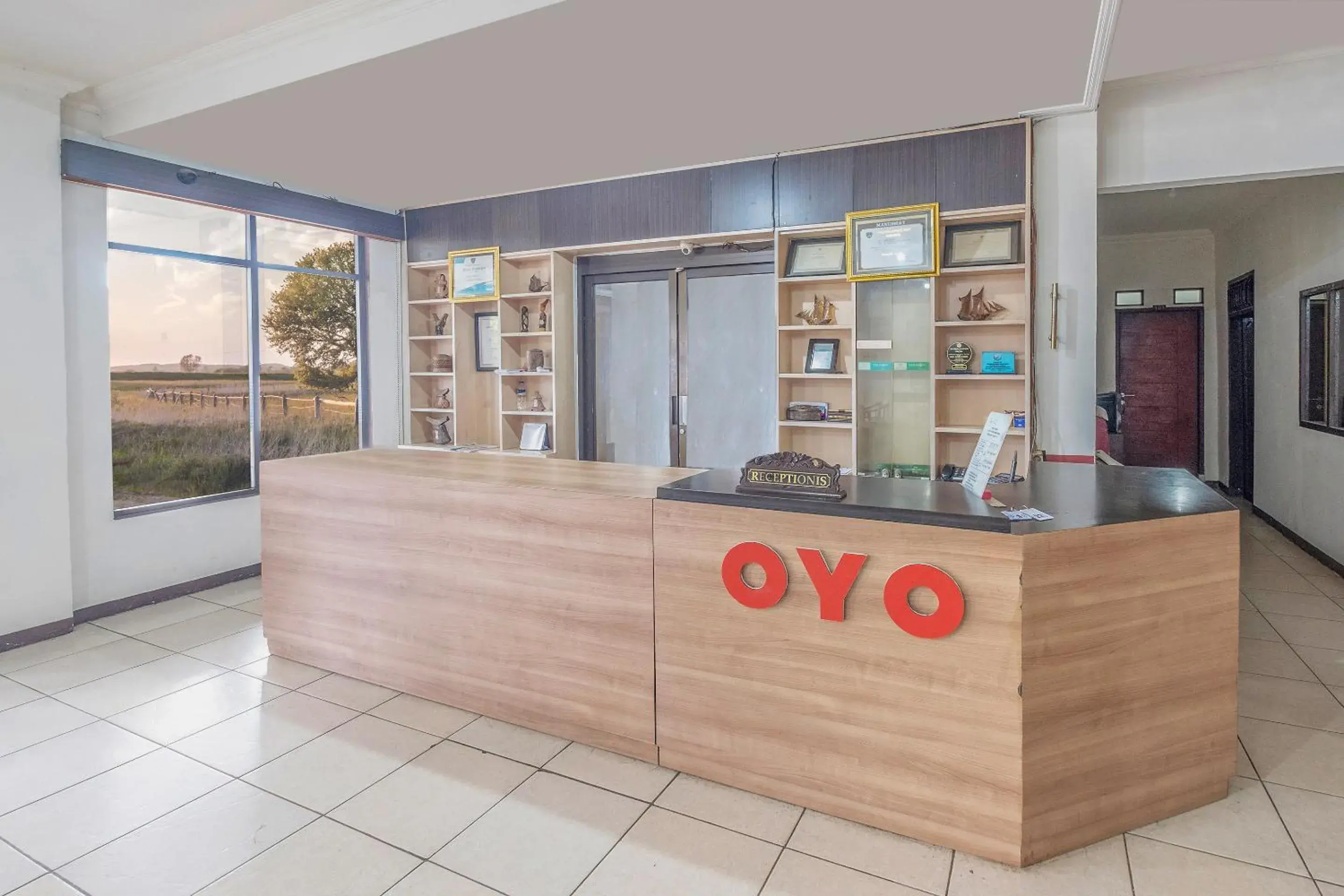 Lobby or reception, Lobby/Reception in Super OYO 2704 Hotel Transit 2