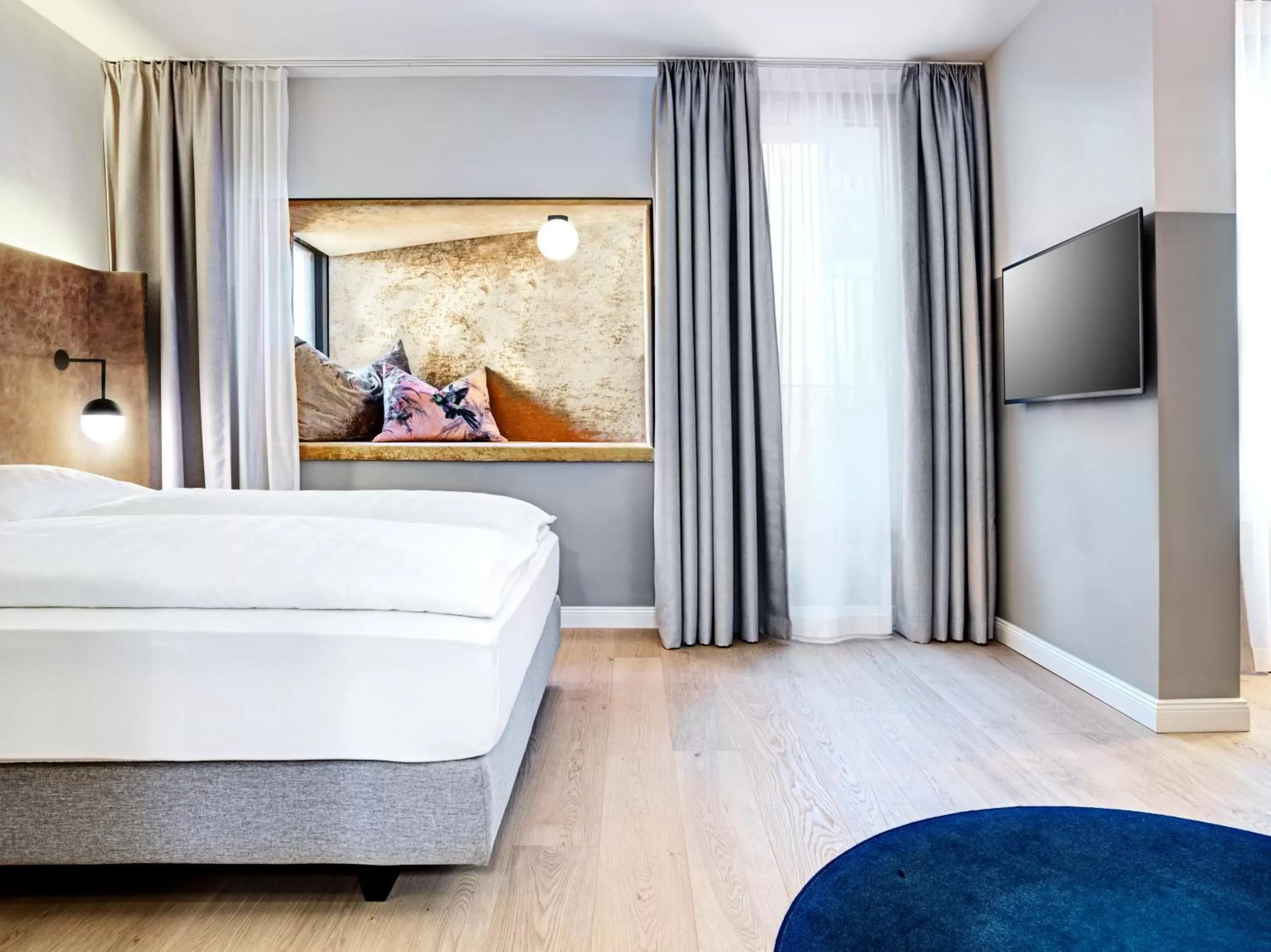 Bedroom in STAGE 12 Hotel by Penz