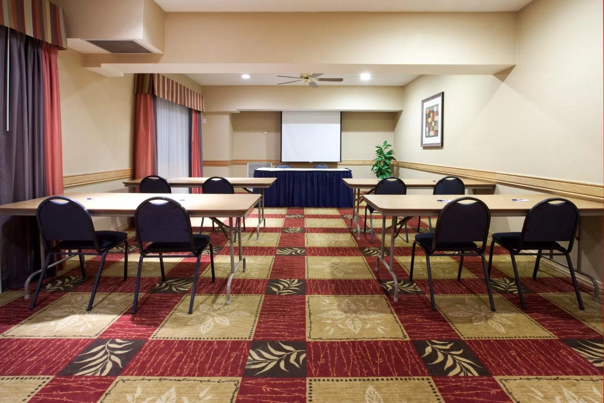 Meeting/conference room in Holiday Inn Express Heber City by IHG