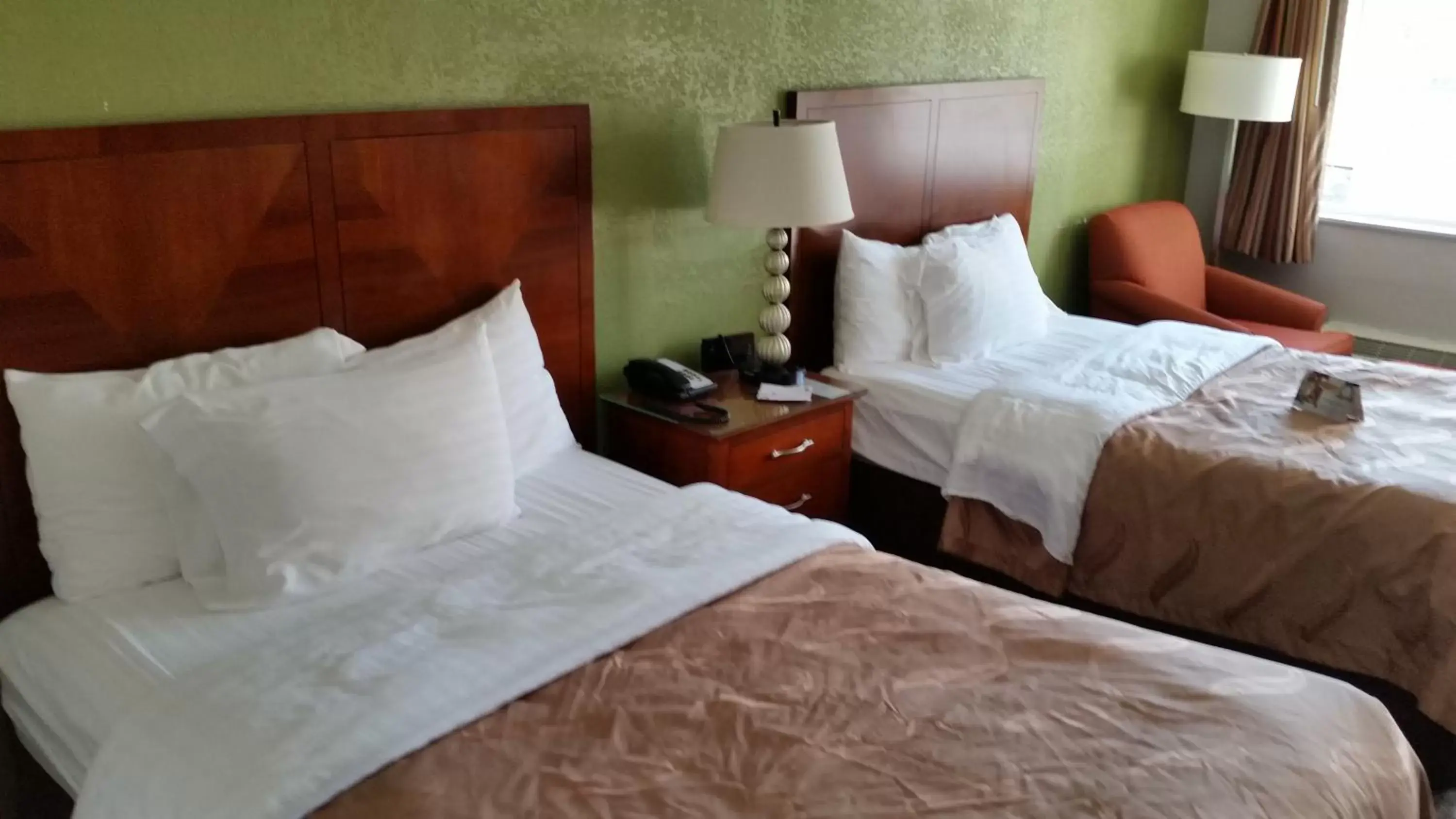 Photo of the whole room, Bed in Quality Inn Forsyth