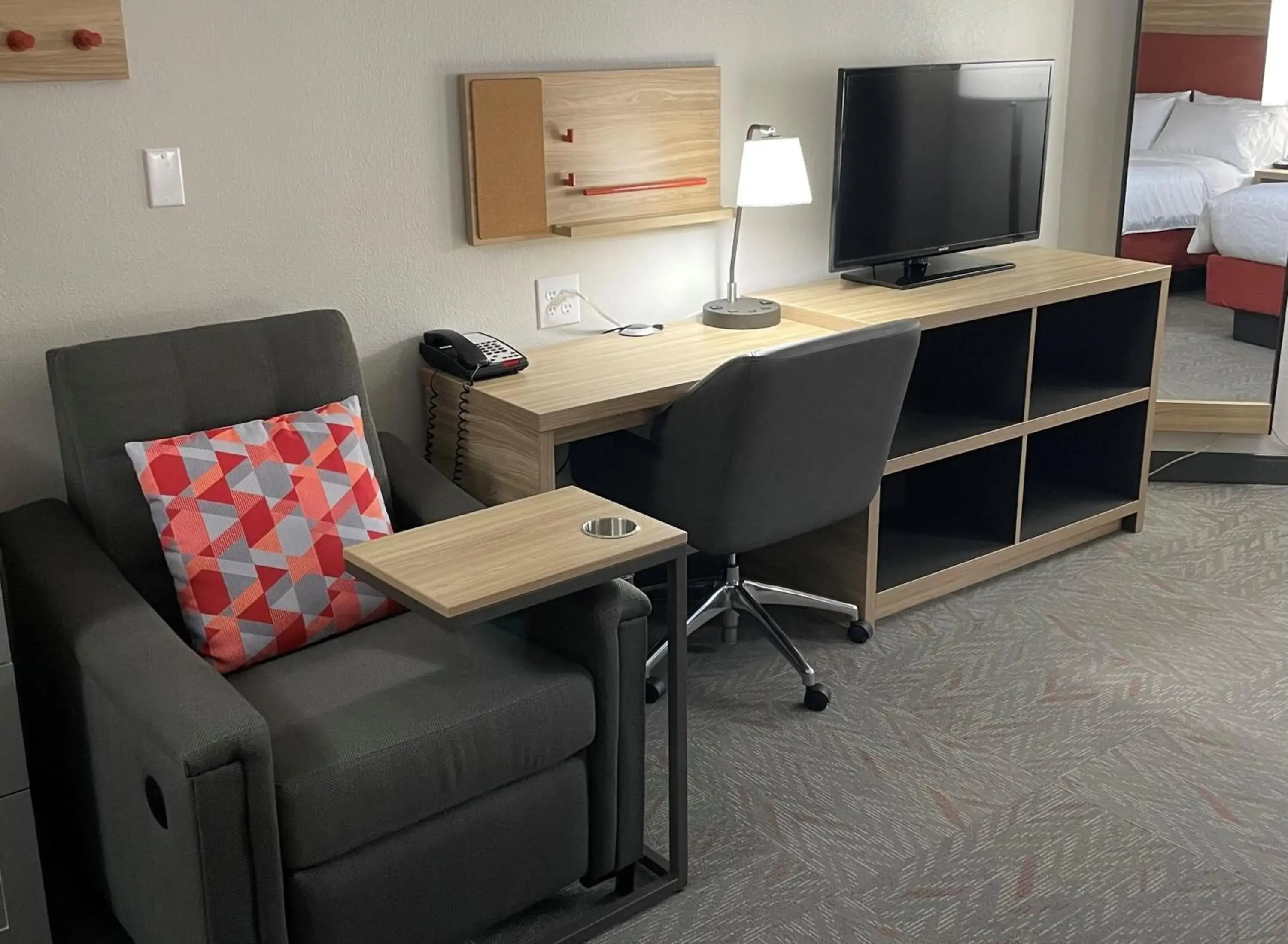 Photo of the whole room in Candlewood Suites Tuscaloosa by IHG Photo of the whole room in Candlewood Suites Tuscaloosa by IHG