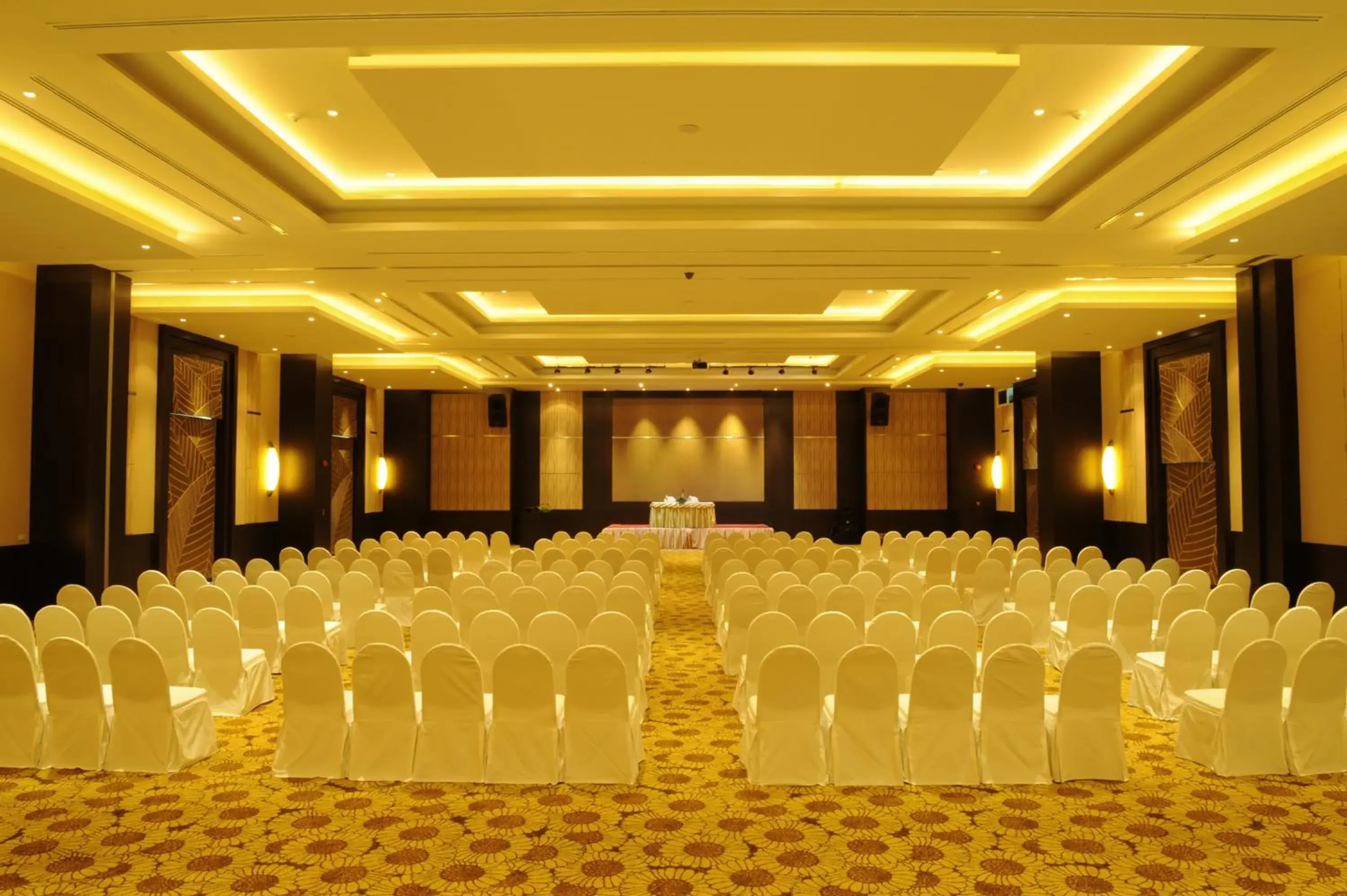 Banquet/Function facilities in Amaranth Suvarnabhumi Hotel