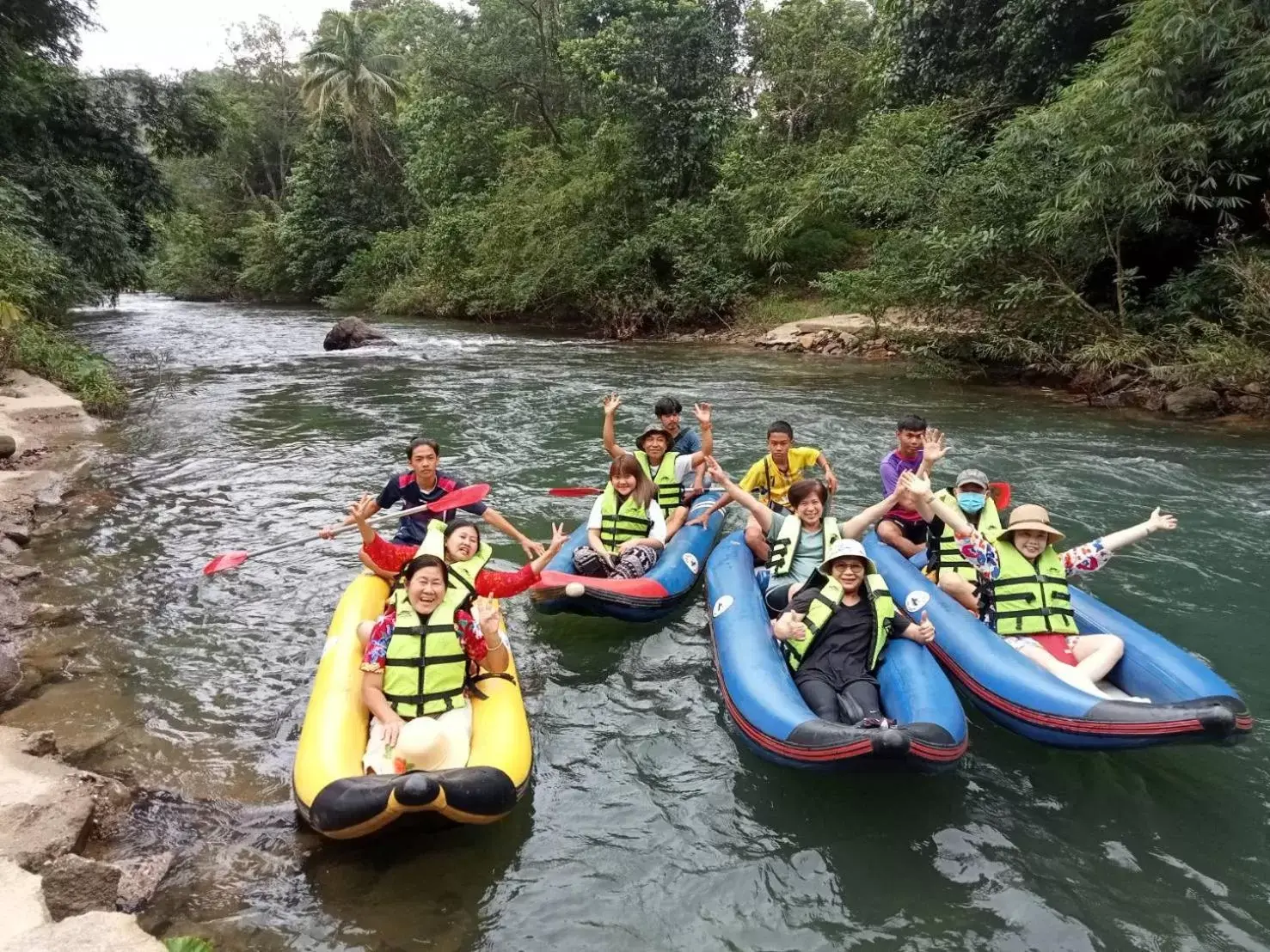 Canoeing in Khaosok Rainforest Resort