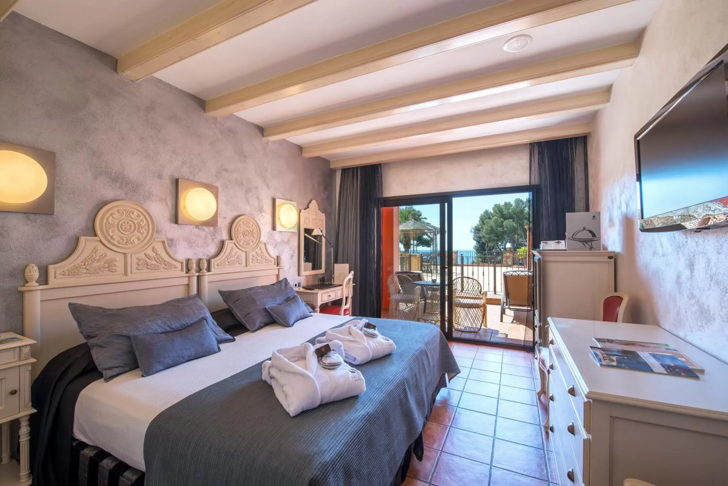 Bedroom in Hotel Cala del Pi - Adults Only