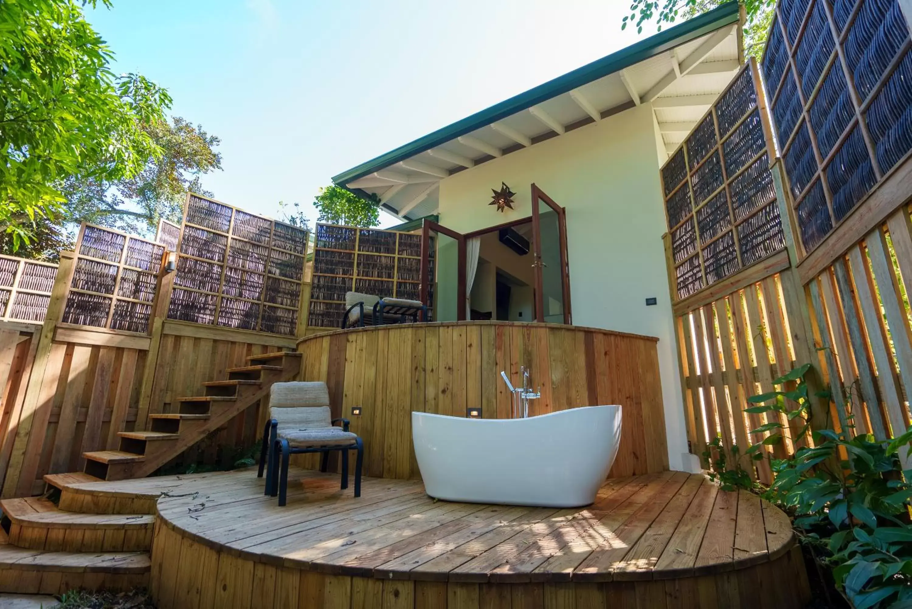 Bath in Ka'ana Resort & Spa