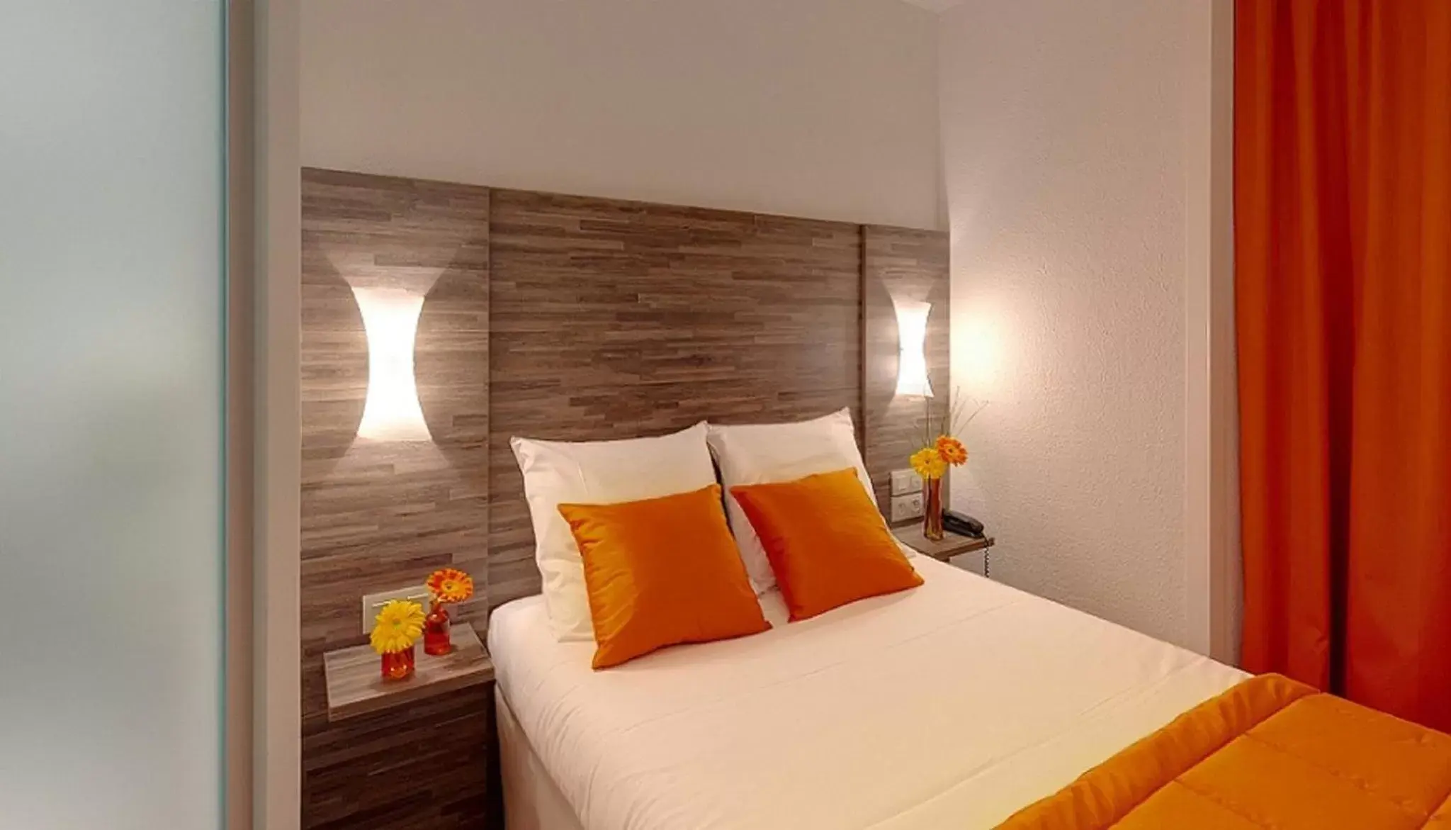 Bedroom, Room Photo in ibis Styles Rennes Centre Gare Nord