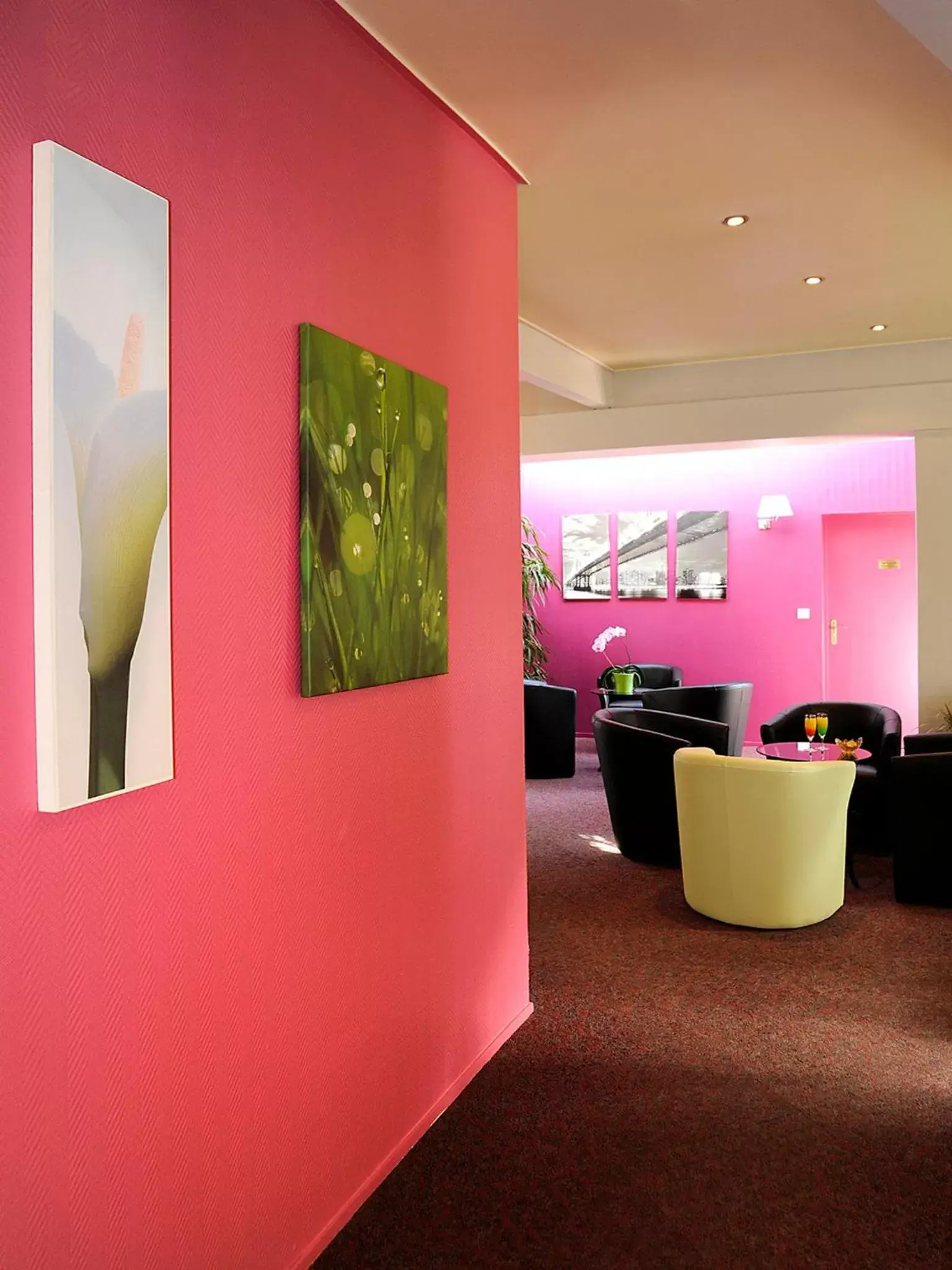 Lounge or bar, Lobby/Reception in Charme Hotel en Beaujolais