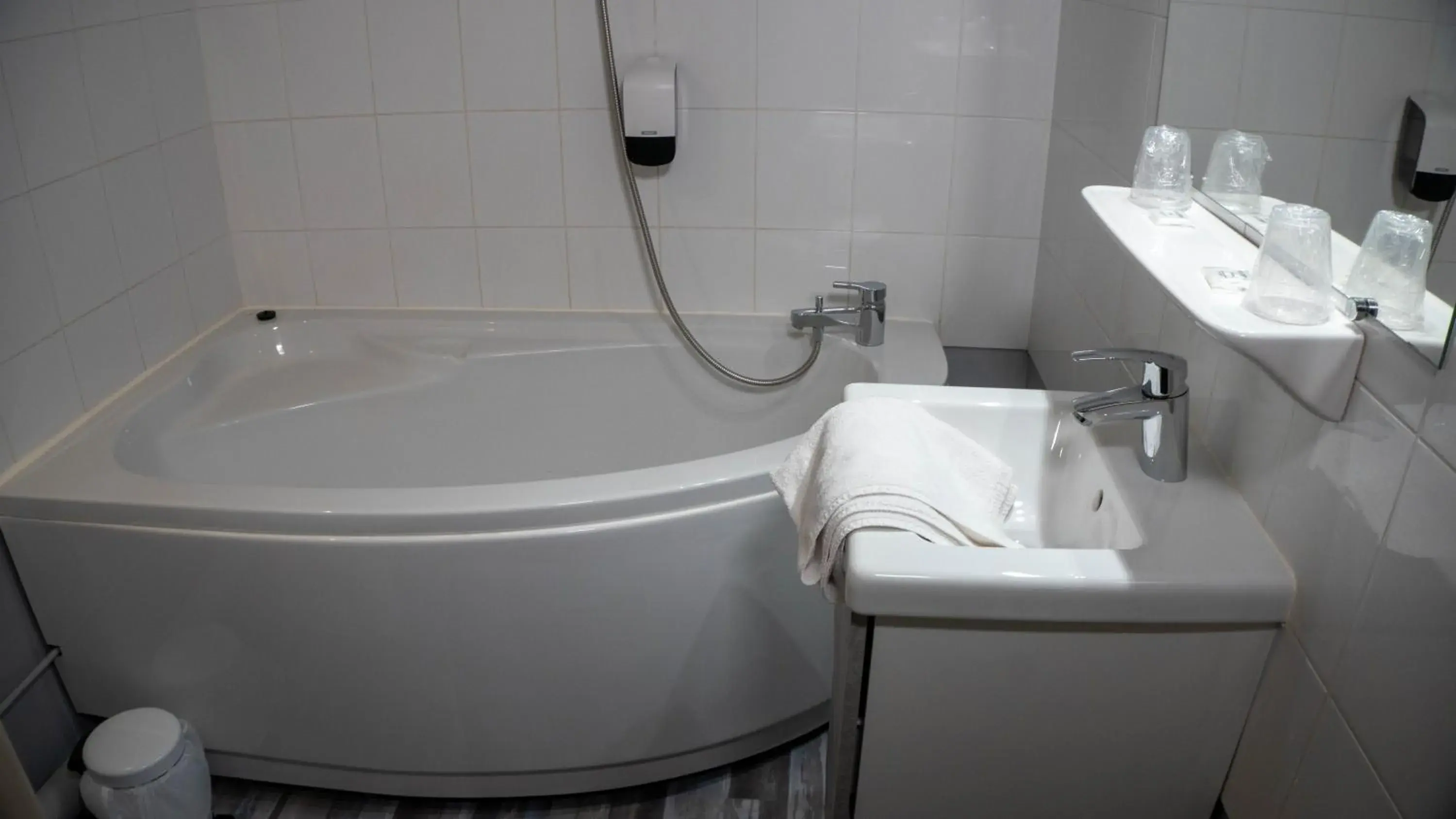 Bath, Bathroom in Hotel De l'Univers