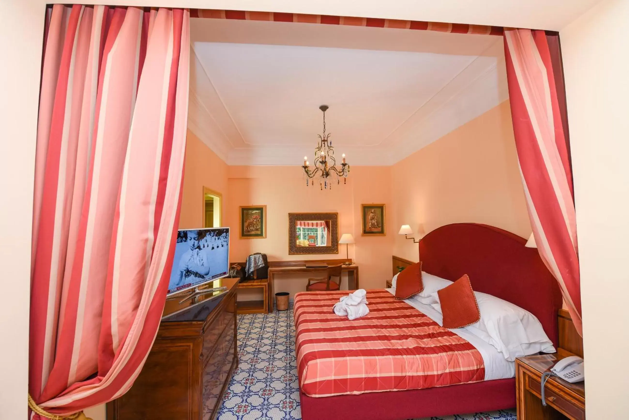 Bedroom, Bed in Hotel Antiche Mura