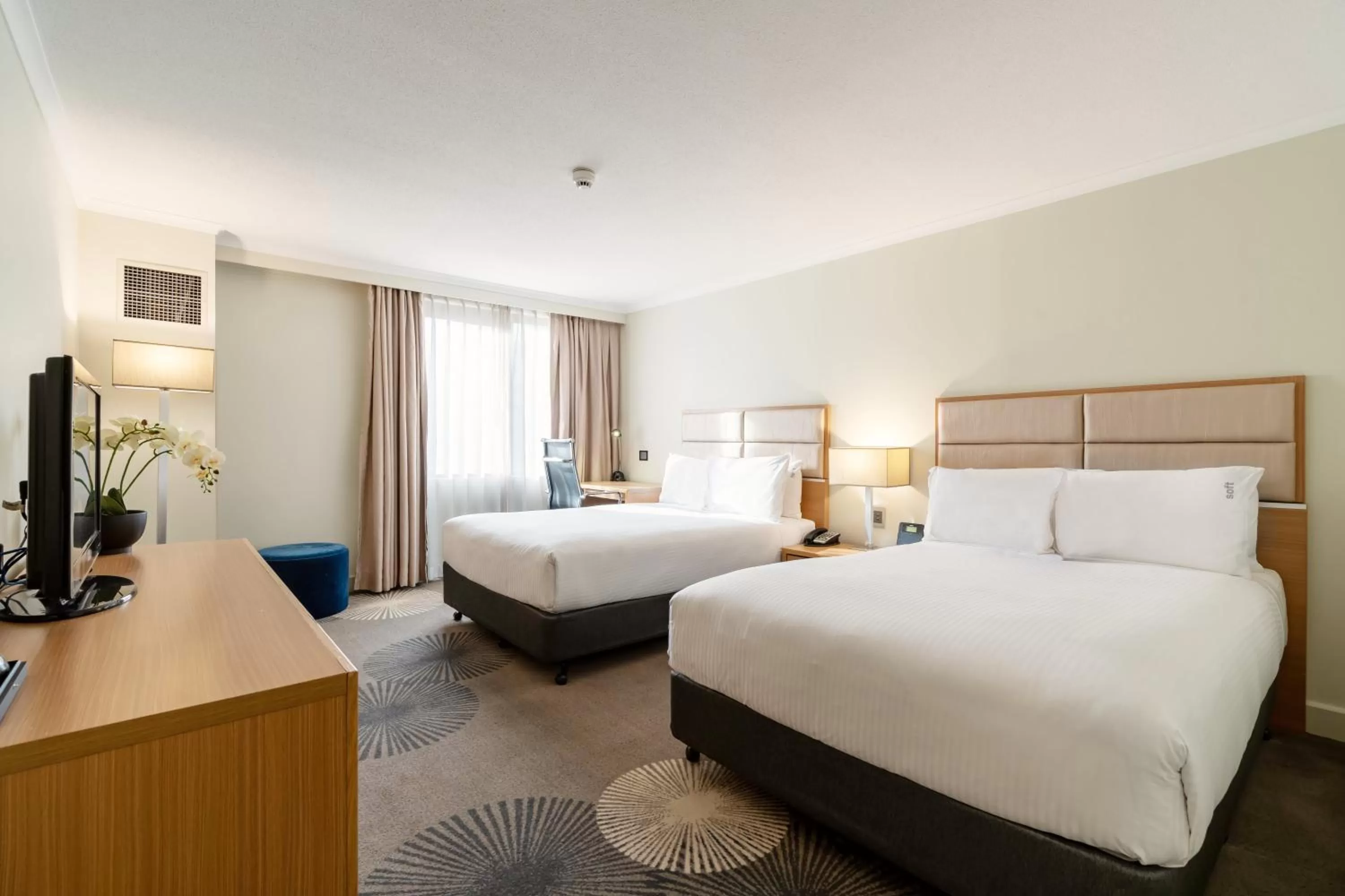 Bed in Holiday Inn Parramatta by IHG