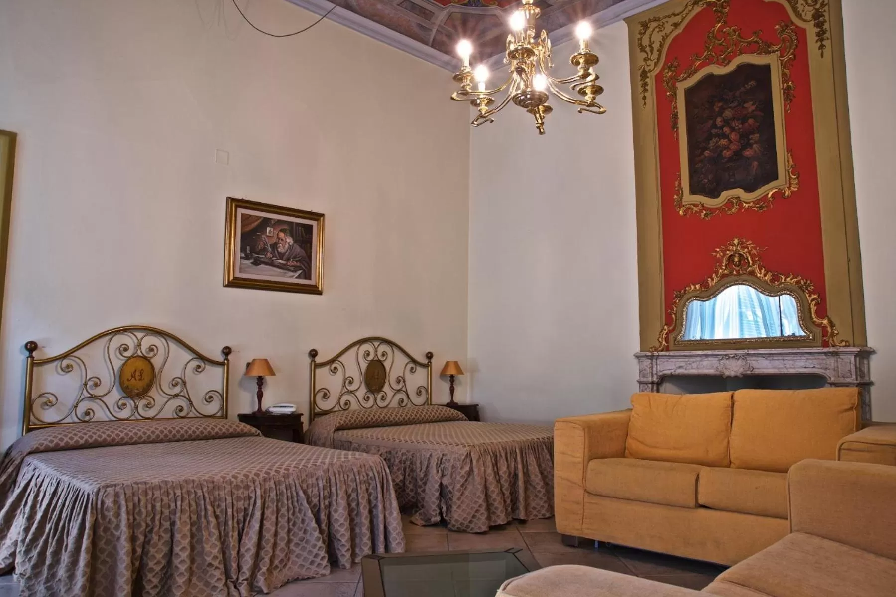 Bed in Hotel La Luna