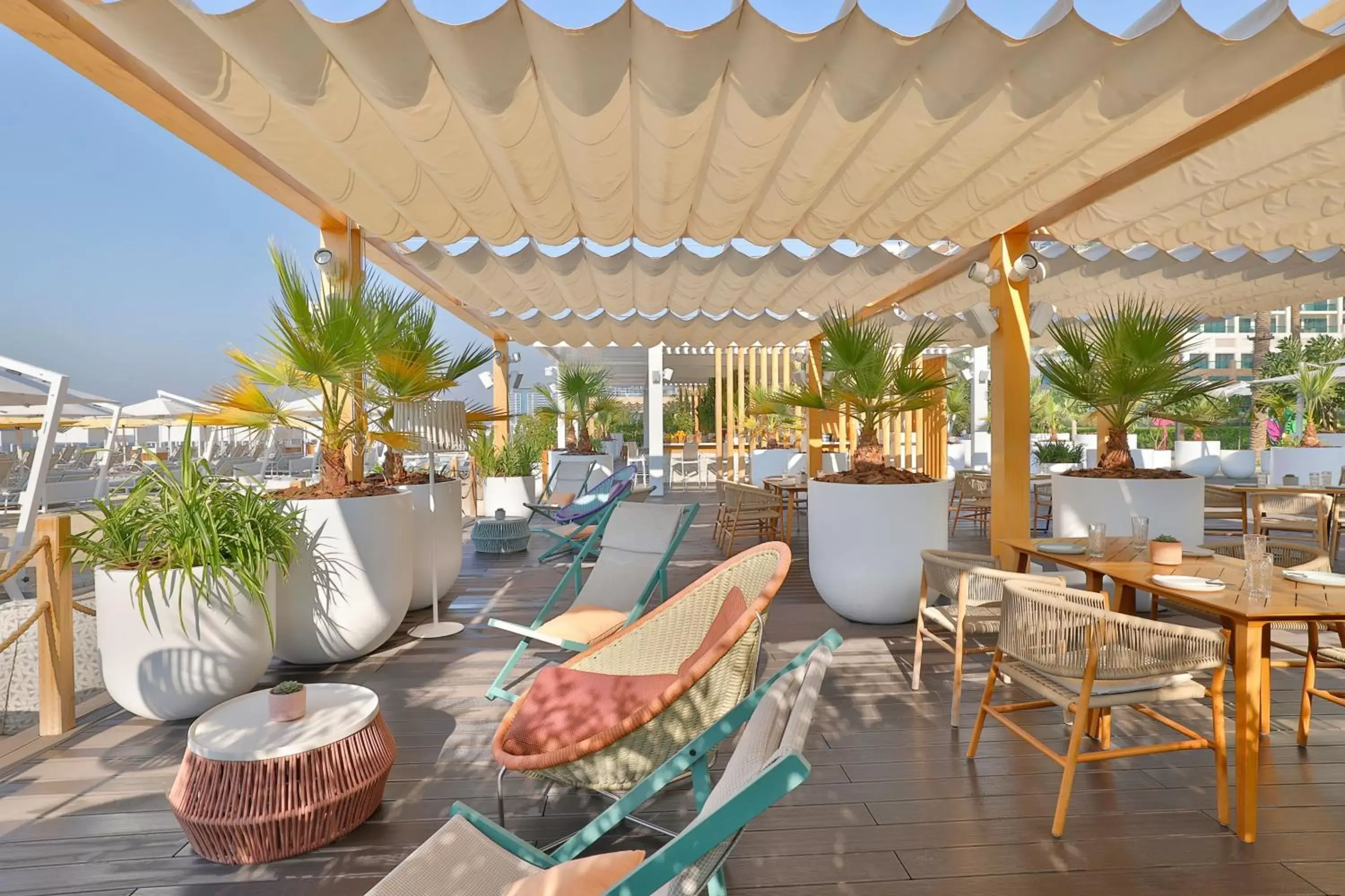 Beach, Restaurant/Places to Eat in Marriott Resort Palm Jumeirah, Dubai