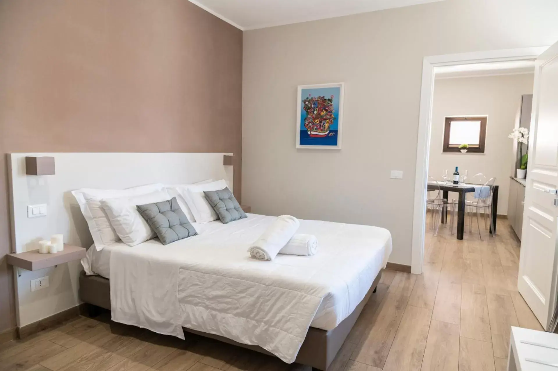 Bed in Ruggero Settimo - Room & Suite