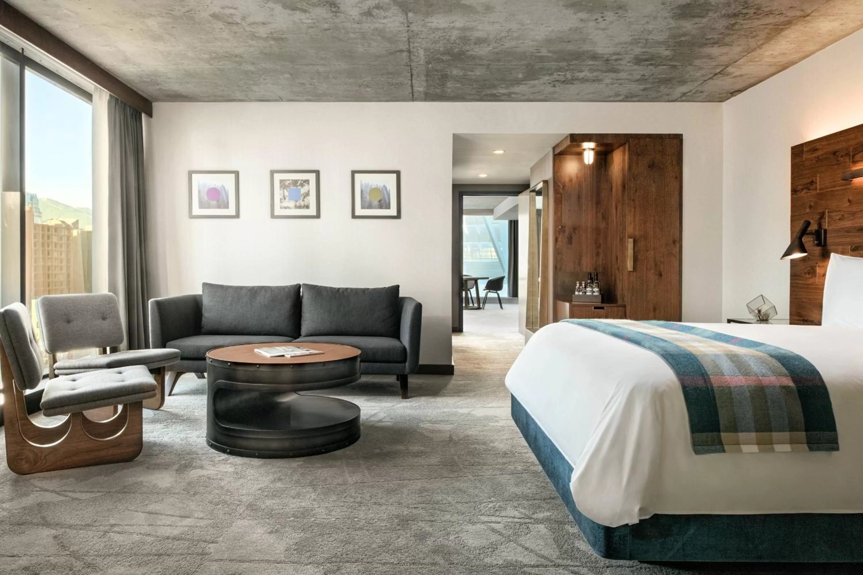 Bedroom, Bed in the DOUGLAS, Autograph Collection