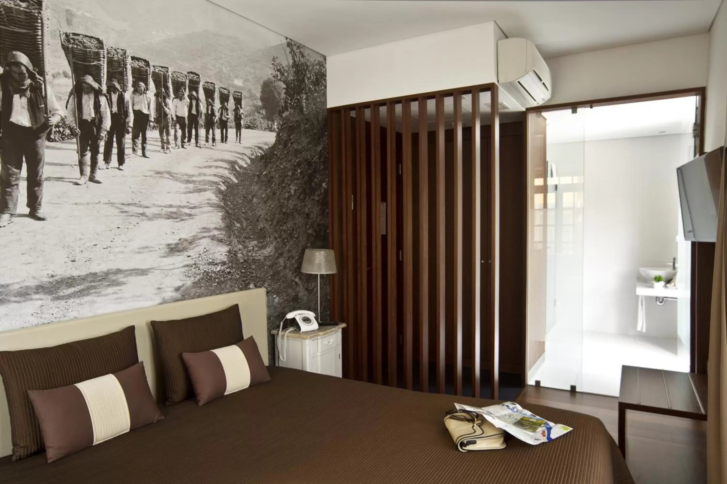 Bed in Ribeira do Porto Hotel