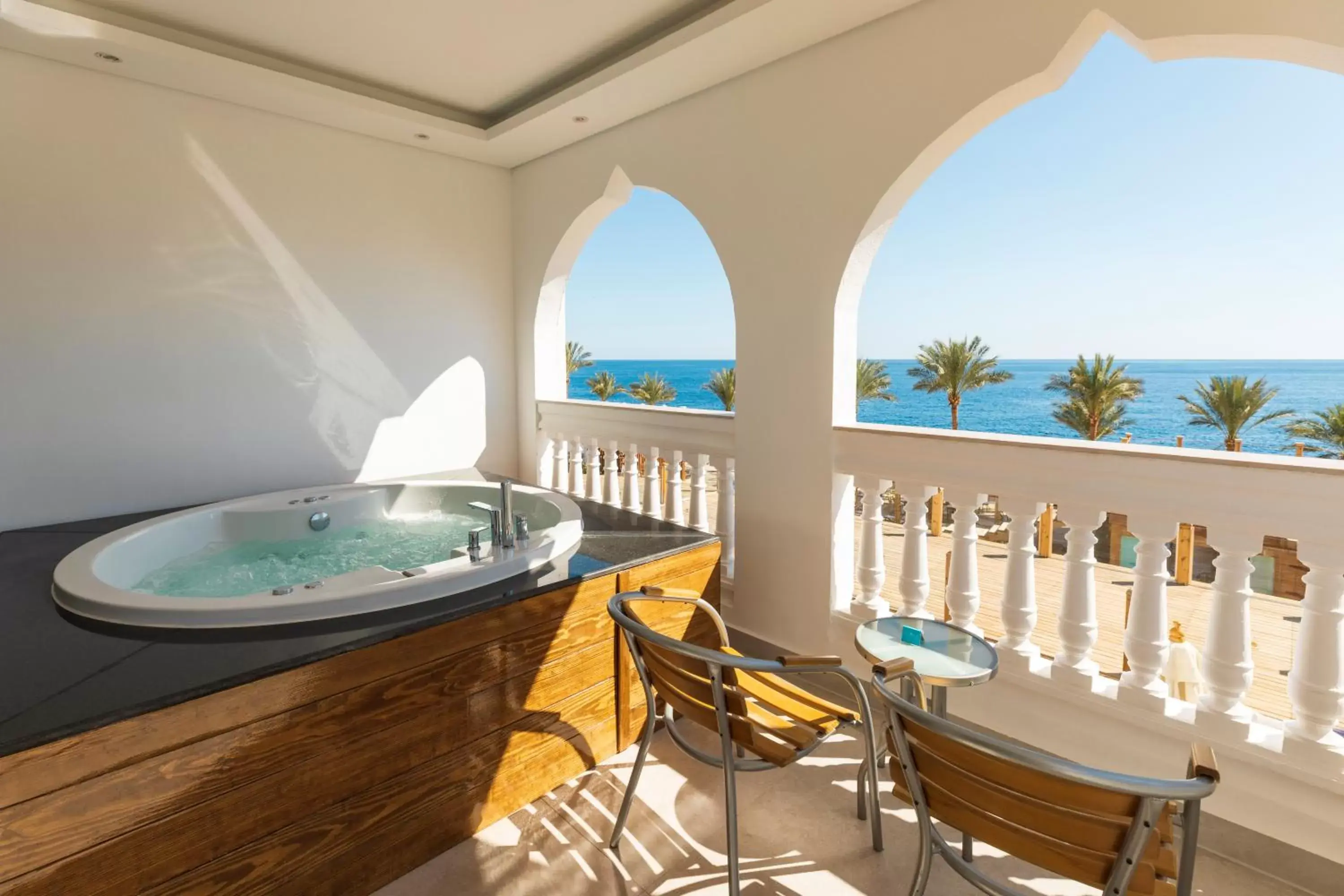 Balcony/Terrace in Sunrise Diamond Beach Resort -Grand Select
